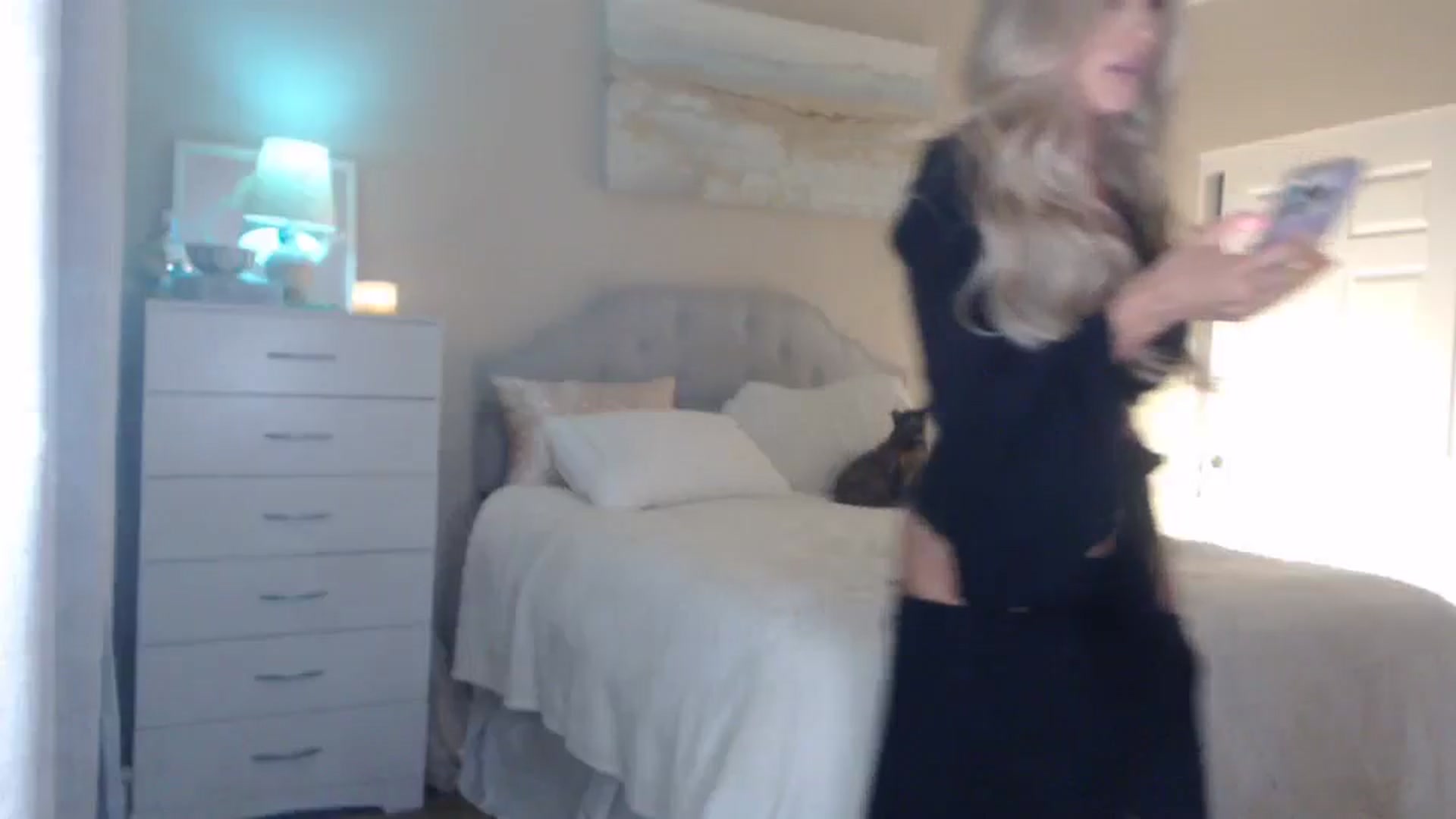 Gallery image thumbnail from Queen_bambii's myfreecams stream on, 04/25/2024, 07:40 image 13 of 20