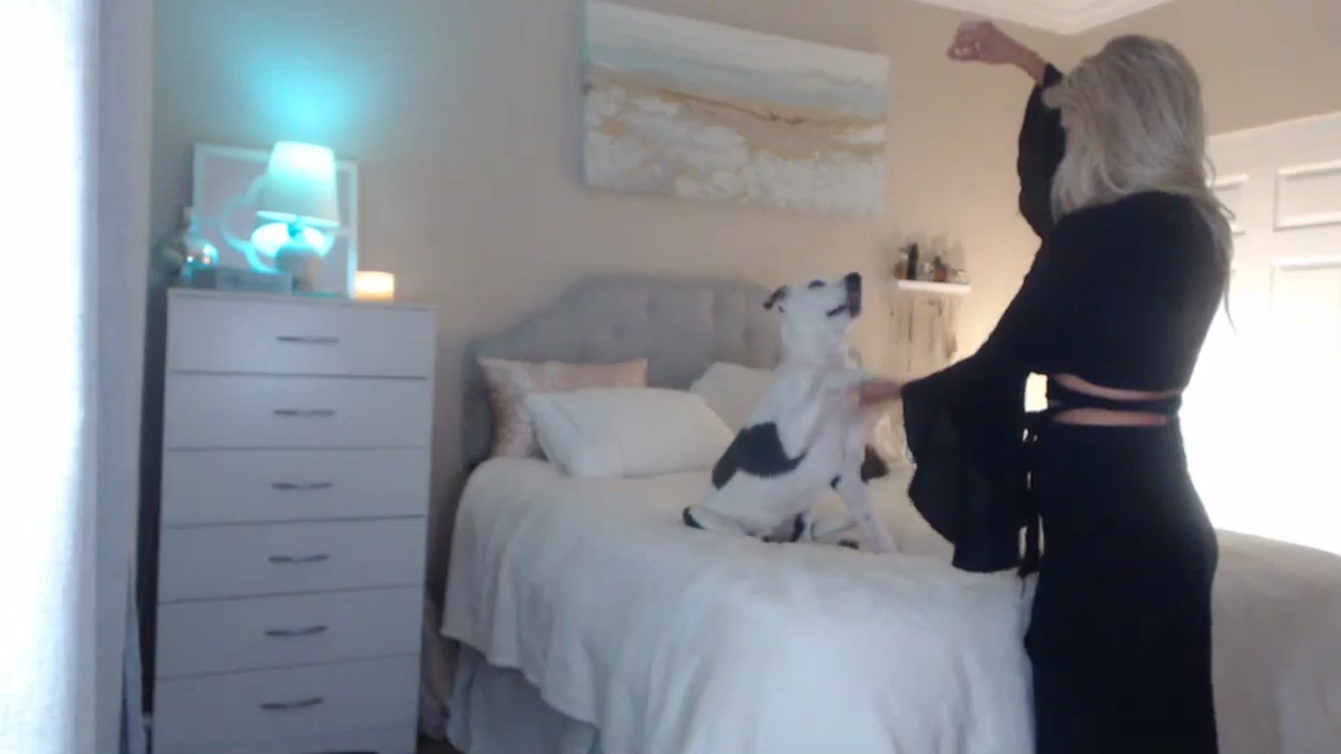 Gallery image thumbnail from Queen_bambii's myfreecams stream on, 04/25/2024, 07:40 image 8 of 20