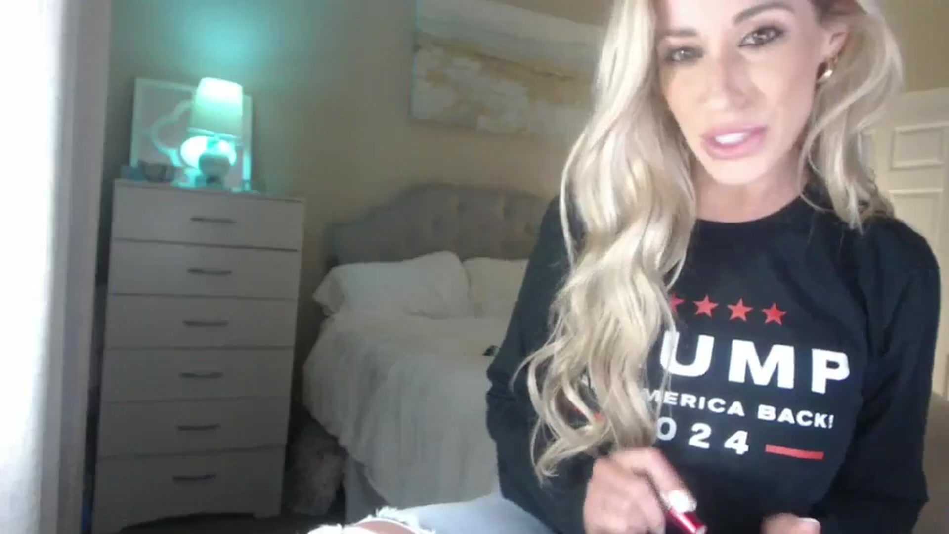 Gallery image thumbnail from Queen_bambii's myfreecams stream on, 07/04/2024, 08:55 image 5 of 20