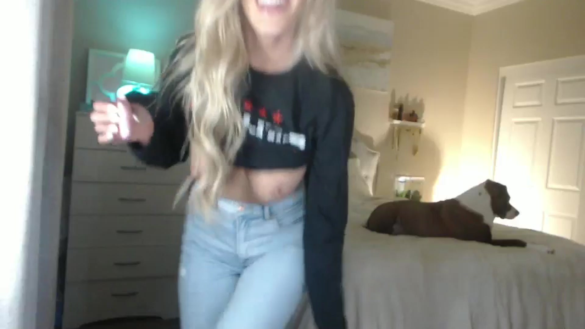 Gallery image thumbnail from Queen_bambii's myfreecams stream on, 07/04/2024, 08:55 image 14 of 20