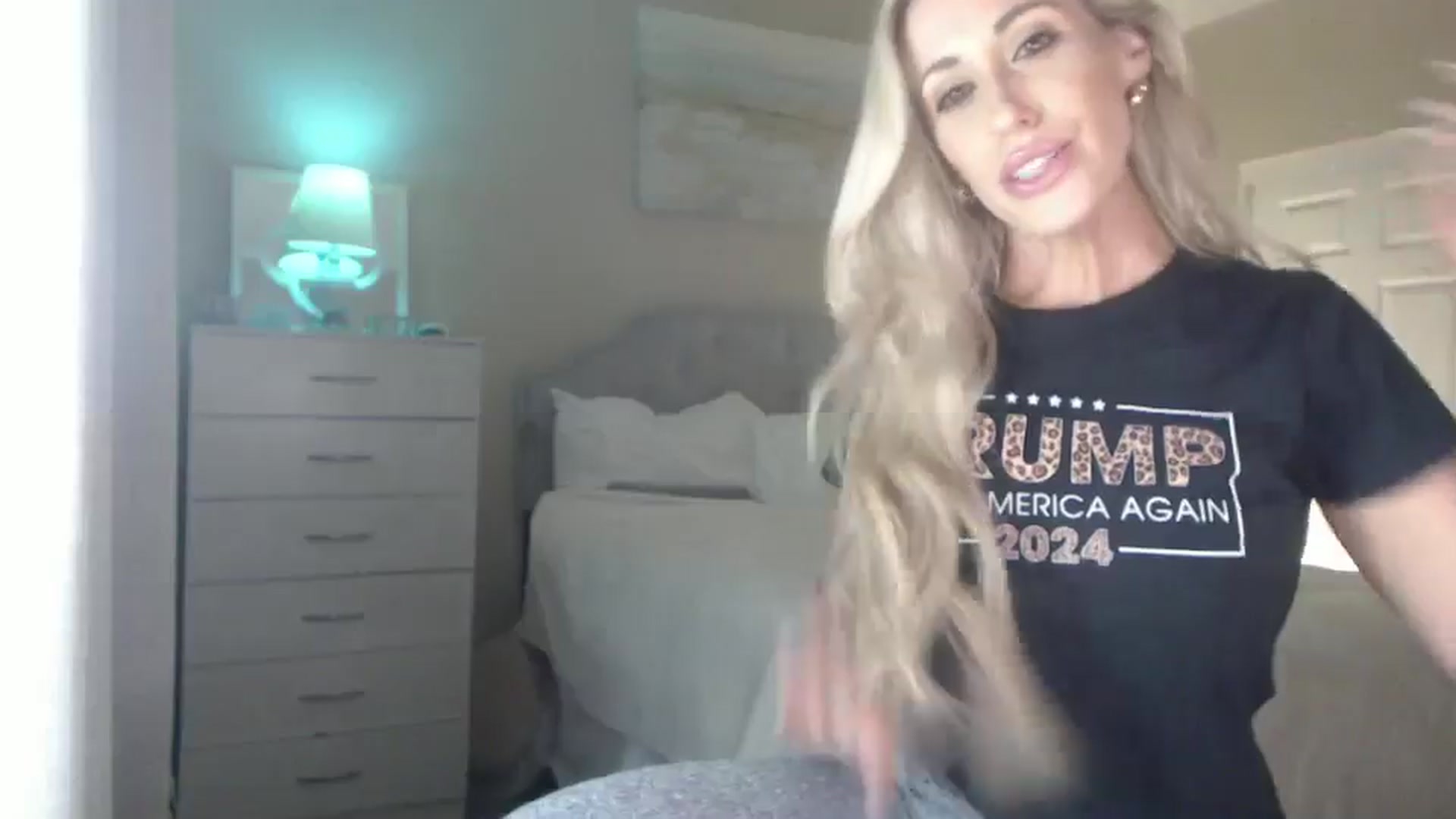 Gallery image thumbnail from Queen_bambii's myfreecams stream on, 07/17/2024, 07:29 image 16 of 20
