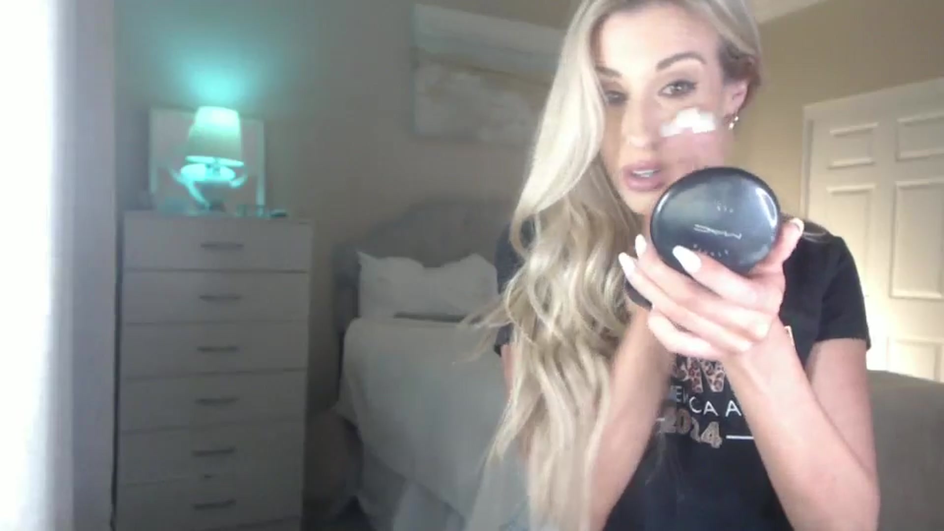 Gallery image thumbnail from Queen_bambii's myfreecams stream on, 07/17/2024, 07:29 image 14 of 20
