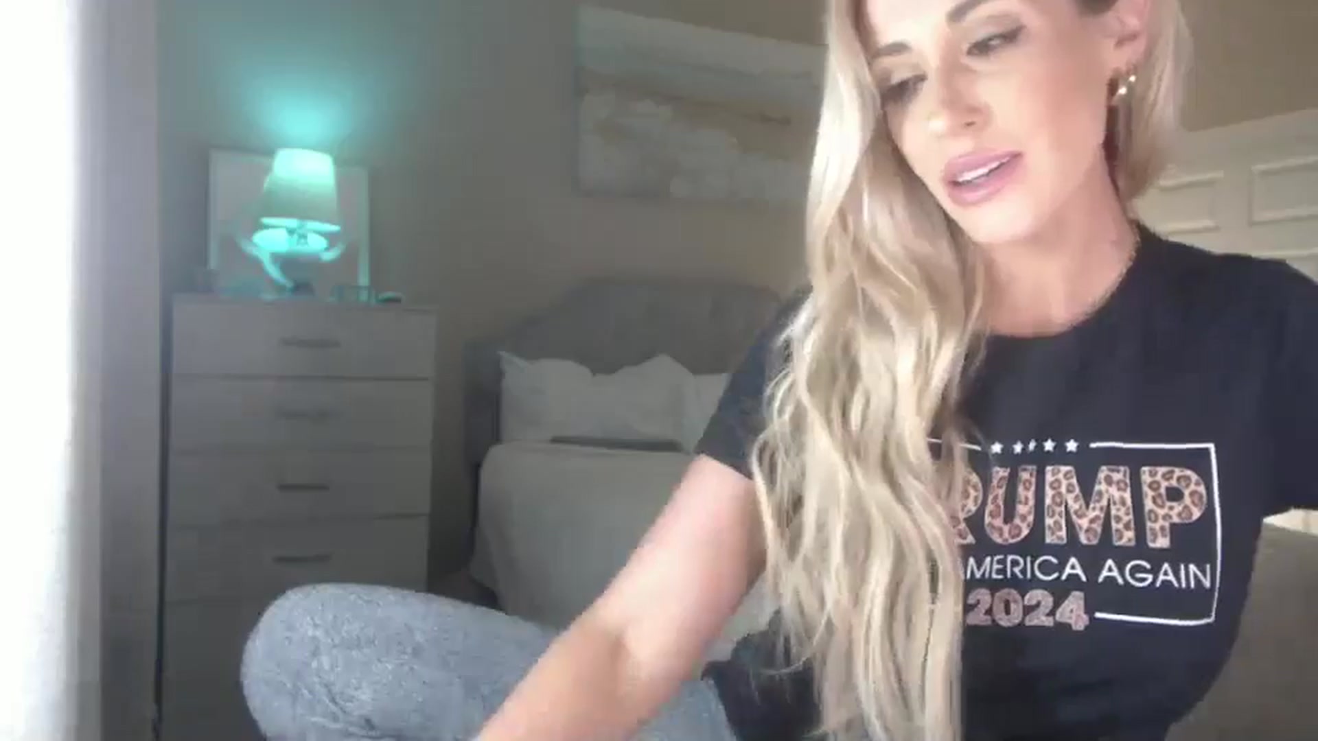 Gallery image thumbnail from Queen_bambii's myfreecams stream on, 07/17/2024, 07:29 image 5 of 20