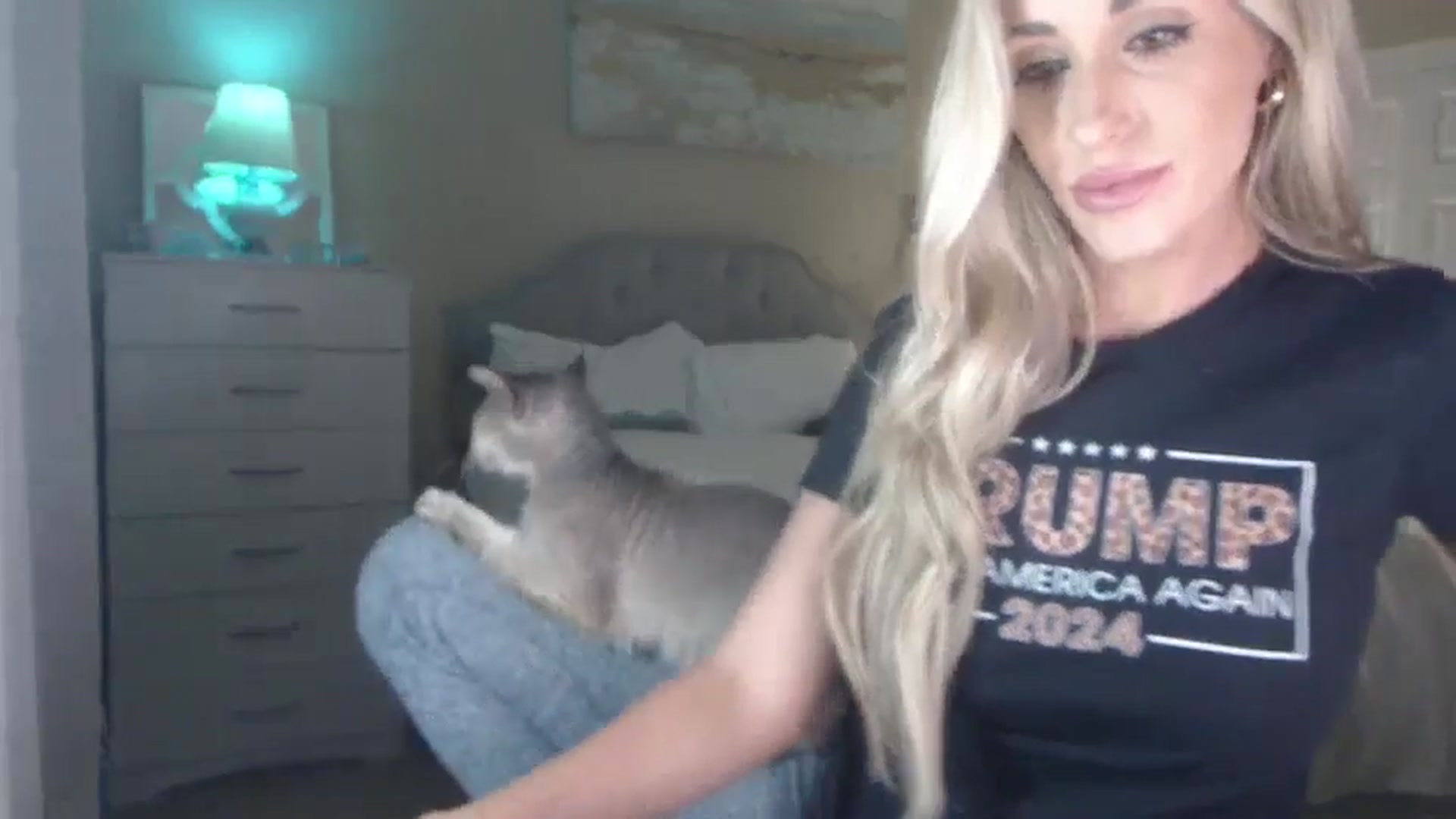 Gallery image thumbnail from Queen_bambii's myfreecams stream on, 07/17/2024, 08:19 image 15 of 20