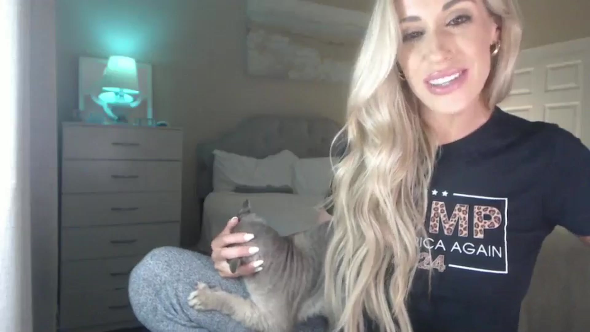 Gallery image thumbnail from Queen_bambii's myfreecams stream on, 07/17/2024, 08:19 image 11 of 20