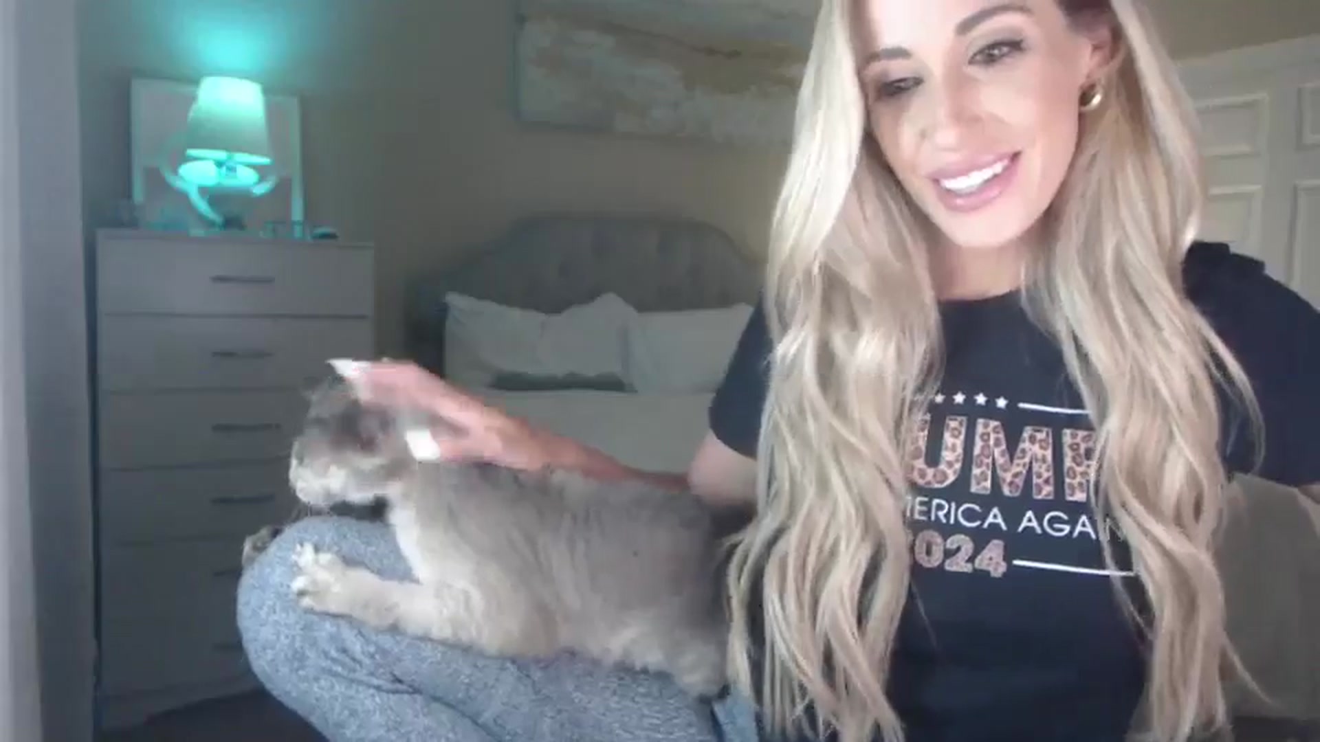 Gallery image thumbnail from Queen_bambii's myfreecams stream on, 07/17/2024, 08:19 image 13 of 20