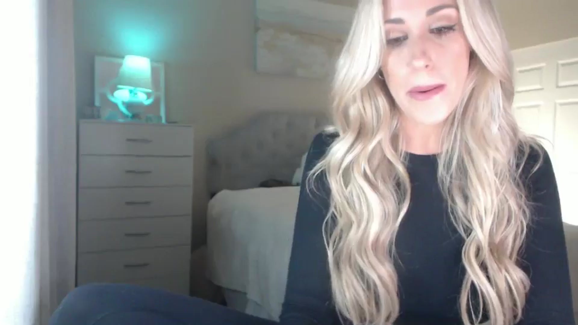 Gallery image thumbnail from Queen_bambii's myfreecams stream on, 07/19/2024, 05:53 image 13 of 20