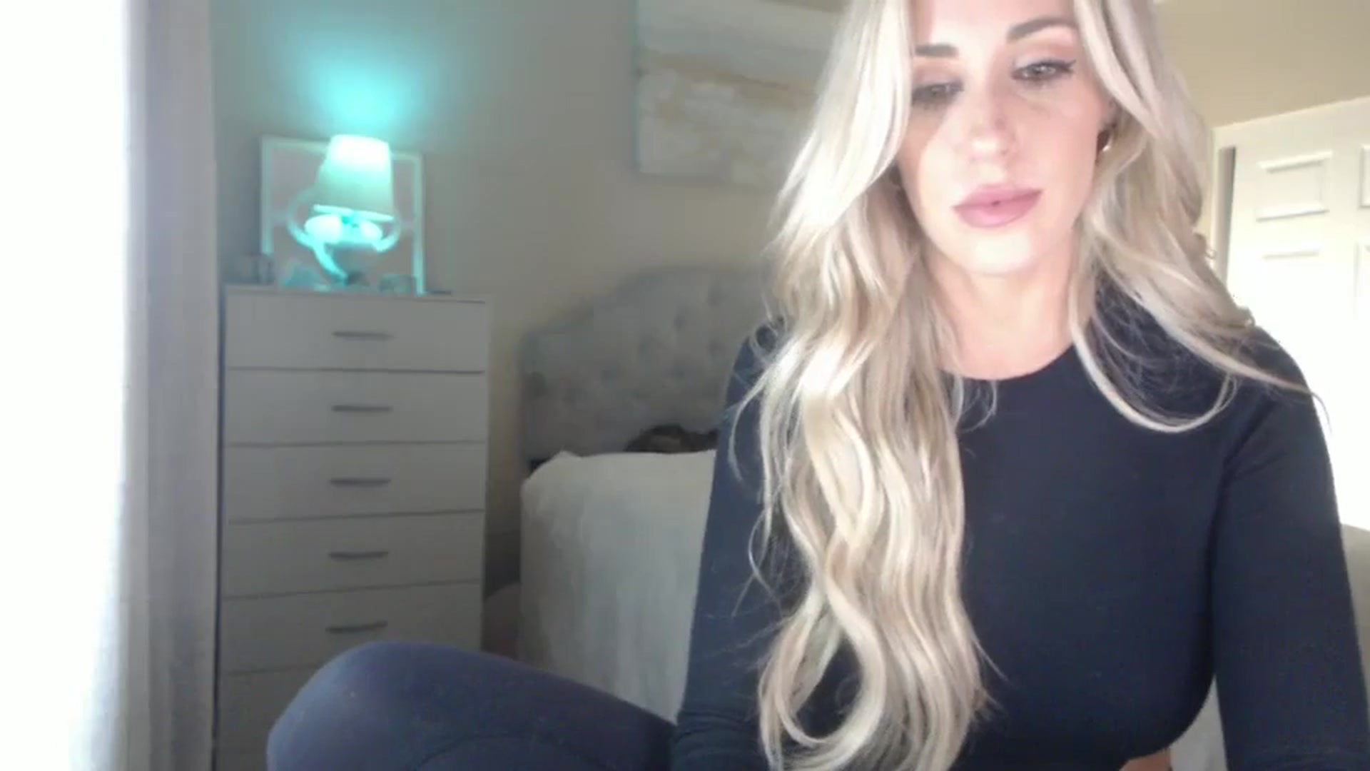 Gallery image thumbnail from Queen_bambii's myfreecams stream on, 07/19/2024, 05:53 image 19 of 20