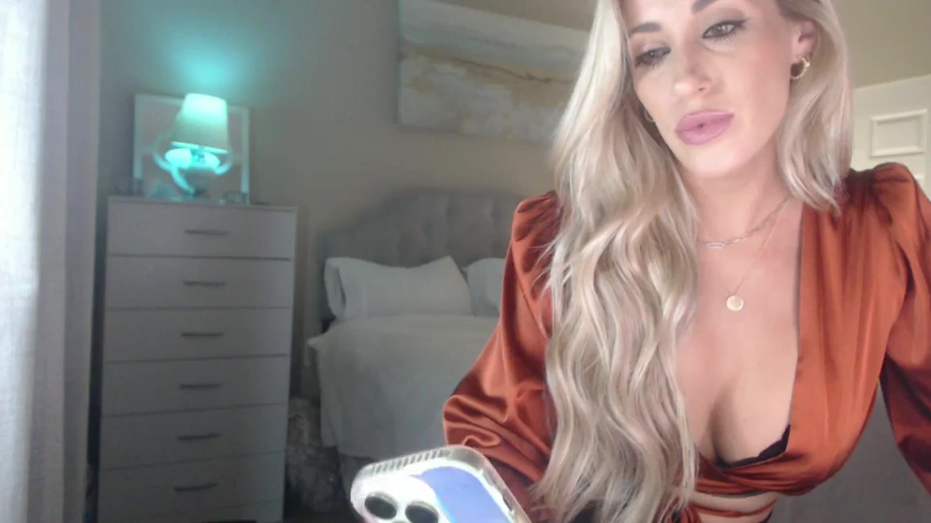 Gallery image thumbnail from Queen_bambii's myfreecams stream on, 07/20/2024, 04:39 image 17 of 20
