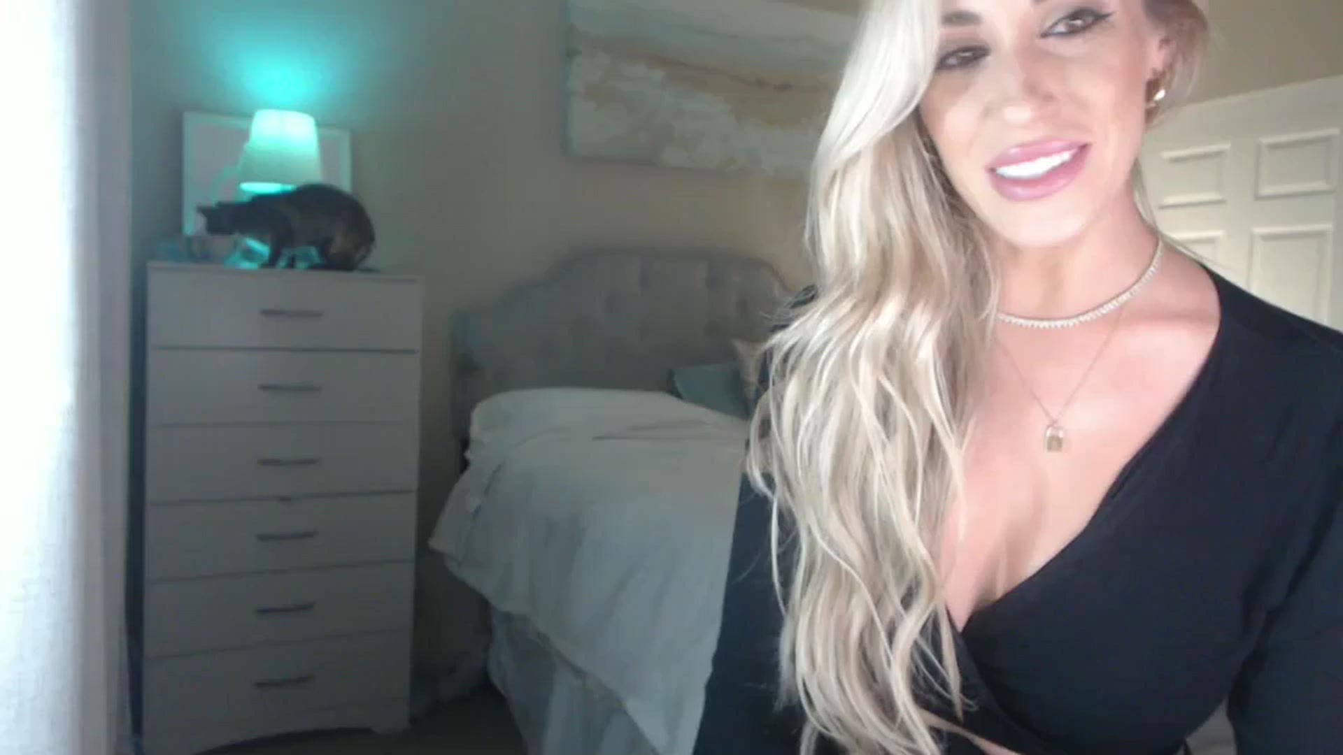 Gallery image thumbnail from Queen_bambii's myfreecams stream on, 07/23/2024, 07:25 image 20 of 20