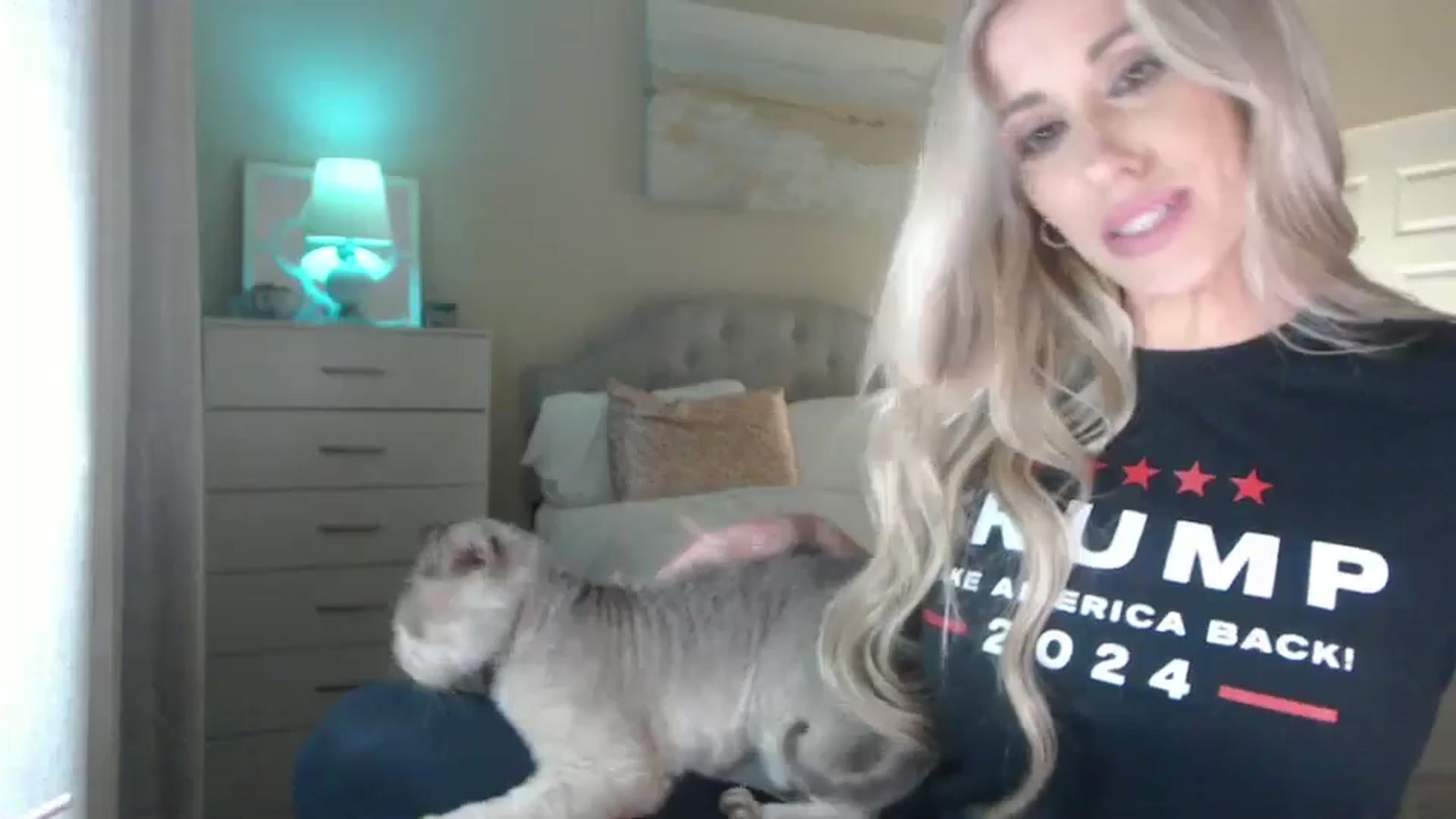 Gallery image thumbnail from Queen_bambii's myfreecams stream on, 08/10/2024, 08:05 image 12 of 20