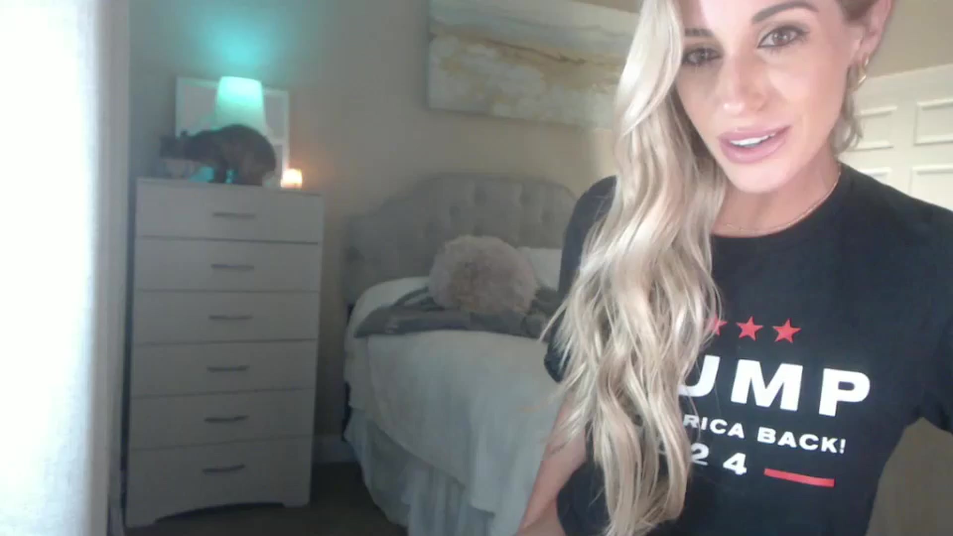 Gallery image thumbnail from Queen_bambii's myfreecams stream on, 08/22/2024, 07:47 image 16 of 20