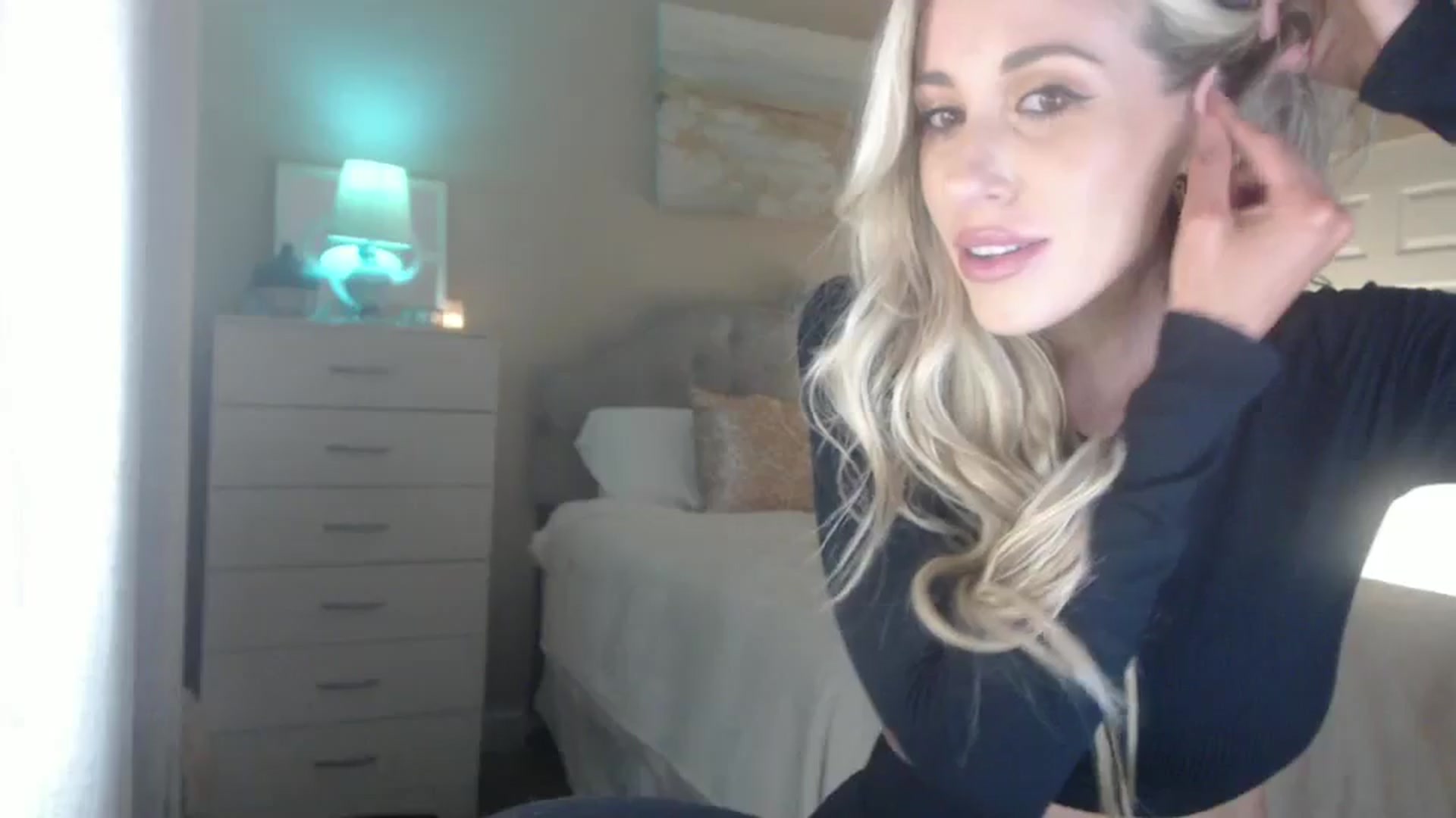 Gallery image thumbnail from Queen_bambii's myfreecams stream on, 08/29/2024, 07:45 image 6 of 20