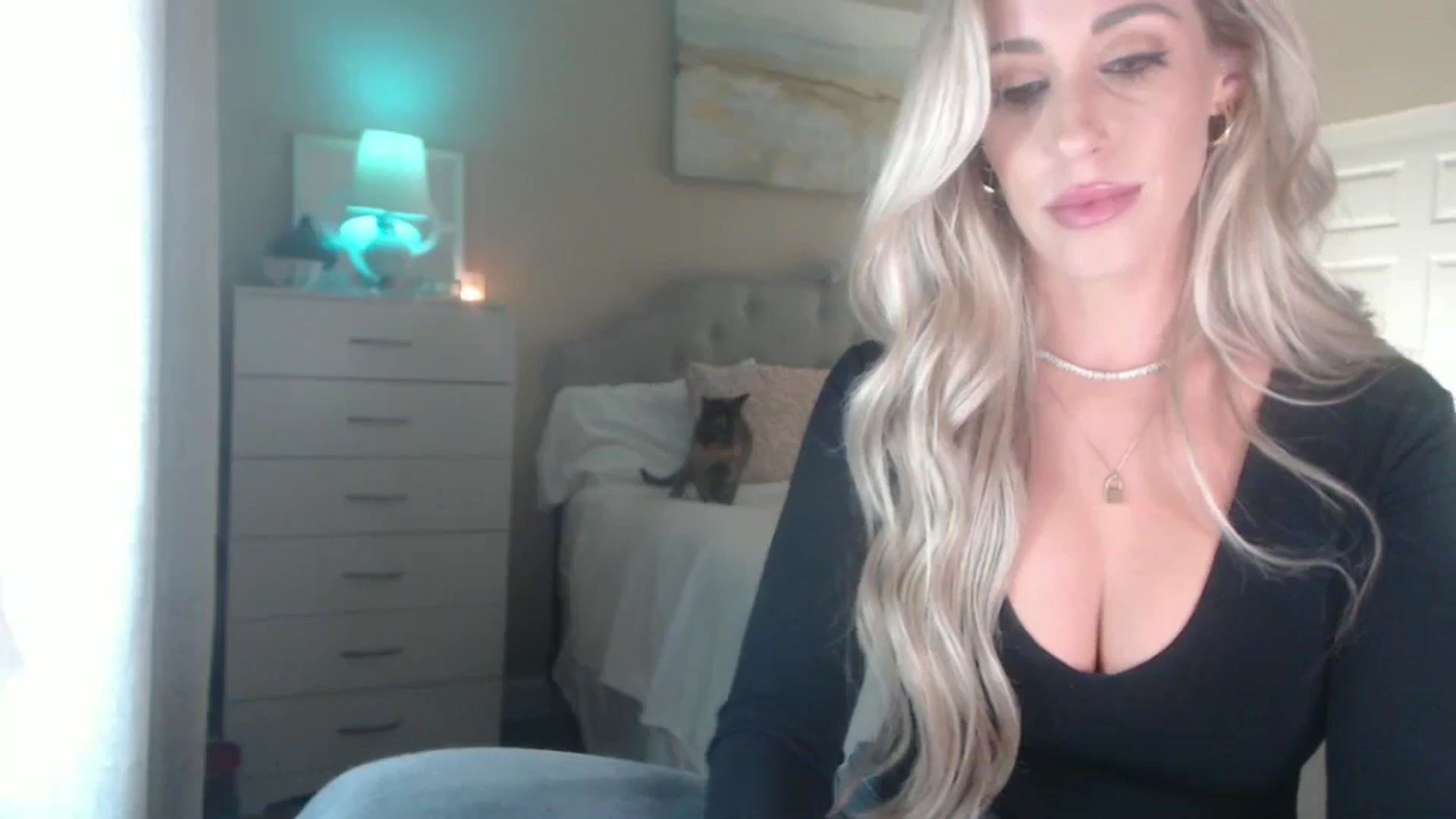 Gallery image thumbnail from Queen_bambii's myfreecams stream on, 08/31/2024, 06:55 image 11 of 20