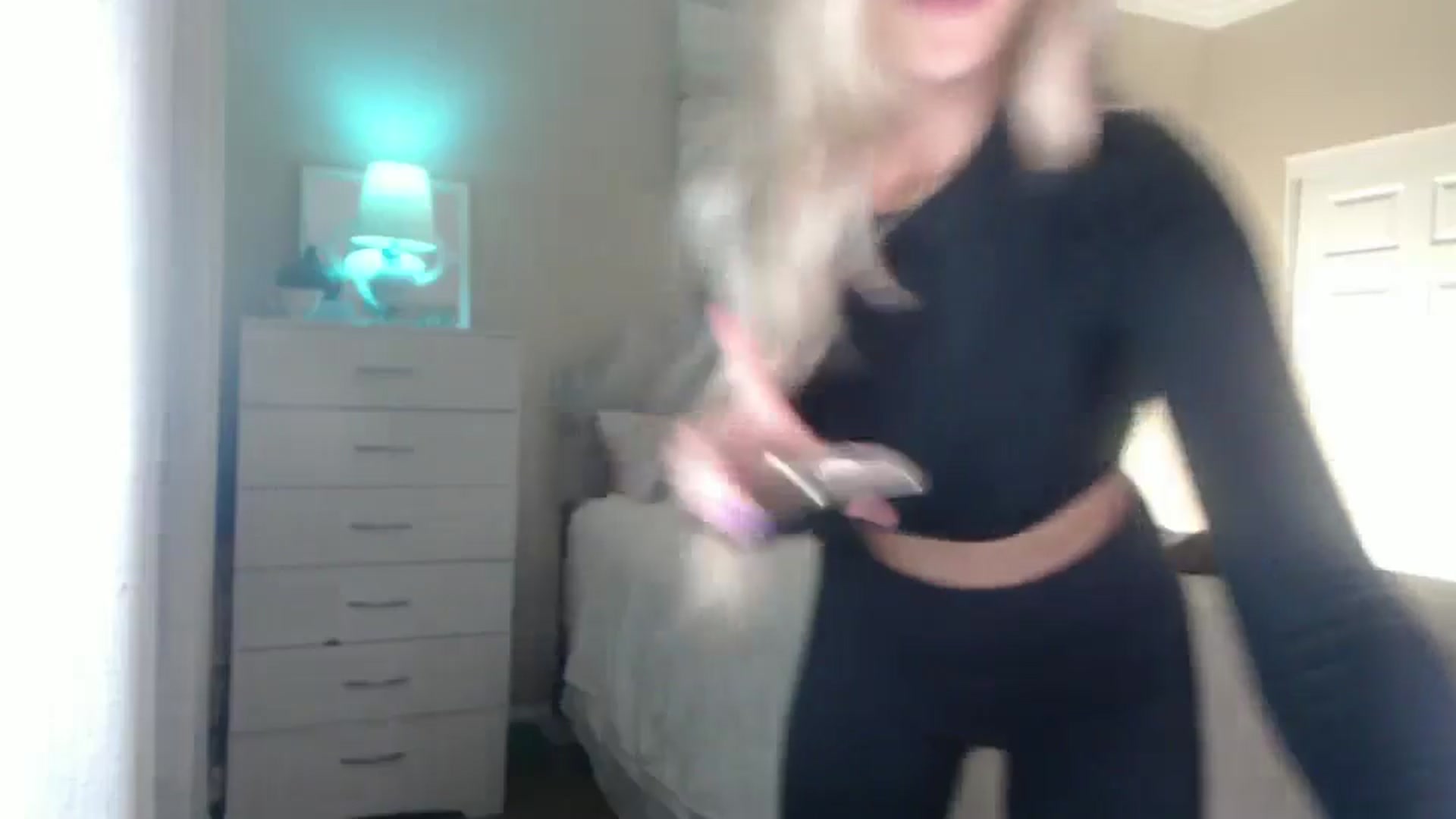 Gallery image thumbnail from Queen_bambii's myfreecams stream on, 09/24/2024, 06:01 image 14 of 20