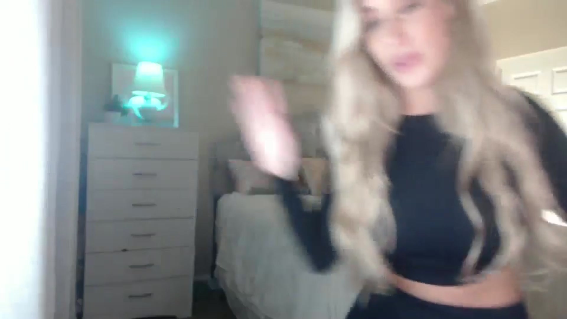 Gallery image thumbnail from Queen_bambii's myfreecams stream on, 09/24/2024, 06:01 image 7 of 20