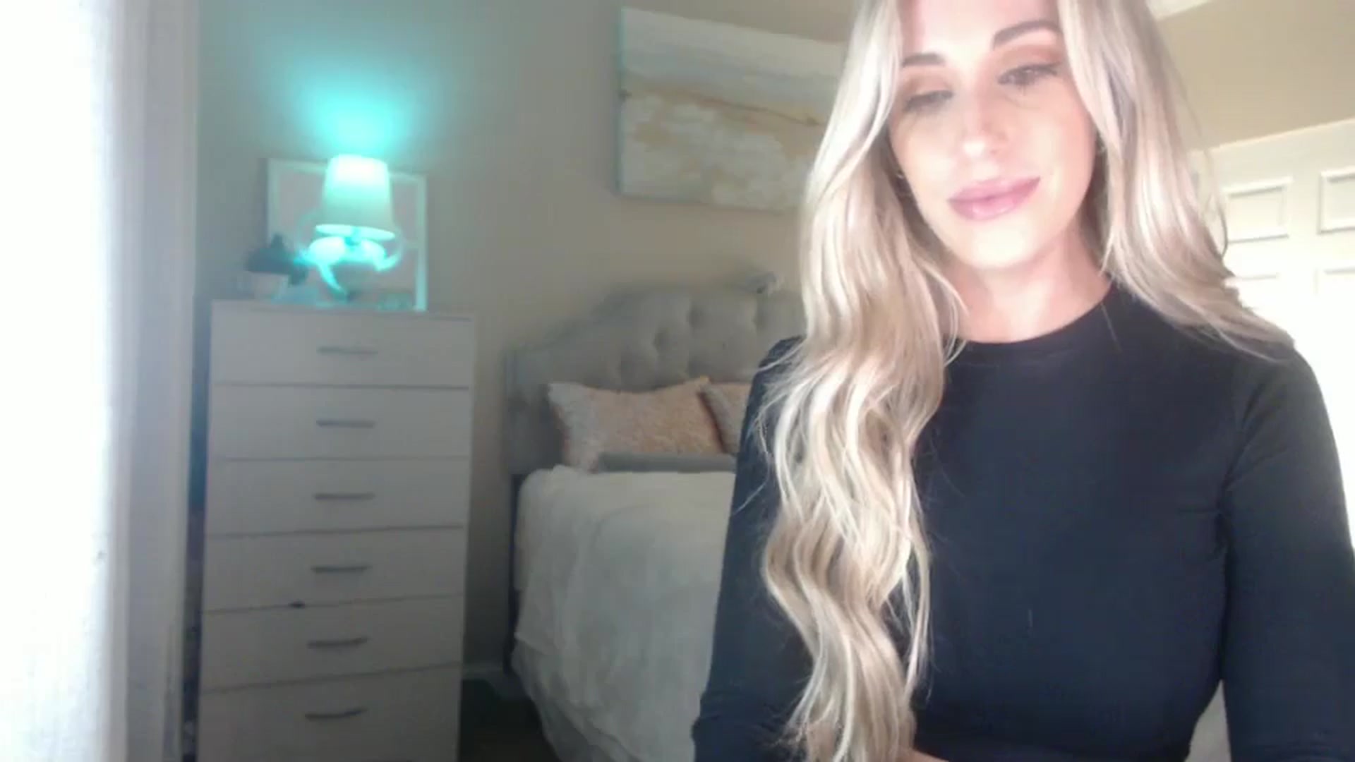 Gallery image thumbnail from Queen_bambii's myfreecams stream on, 09/24/2024, 06:01 image 2 of 20