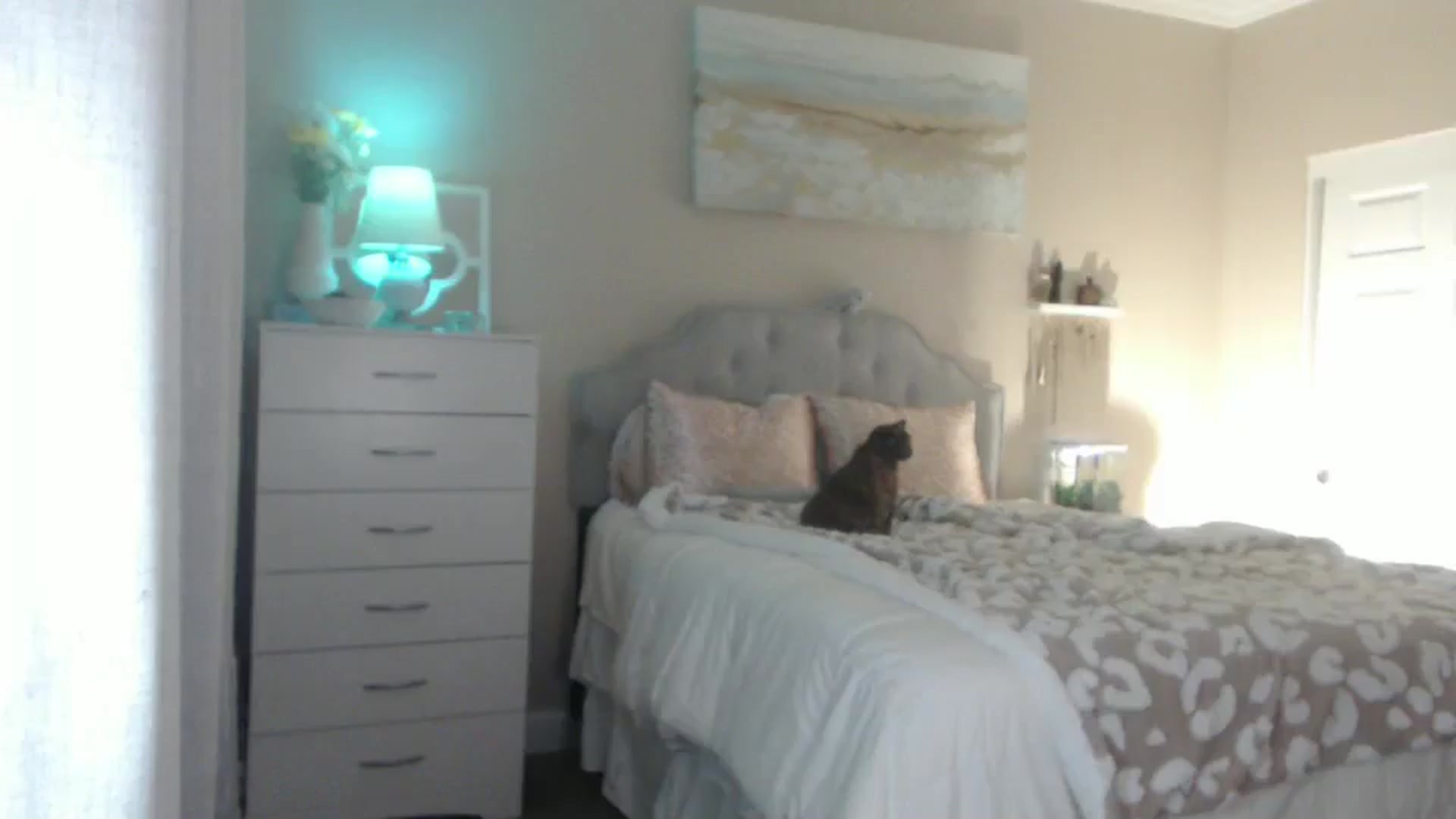Gallery image thumbnail from Queen_bambii's myfreecams stream on, 10/04/2024, 03:12 image 8 of 20