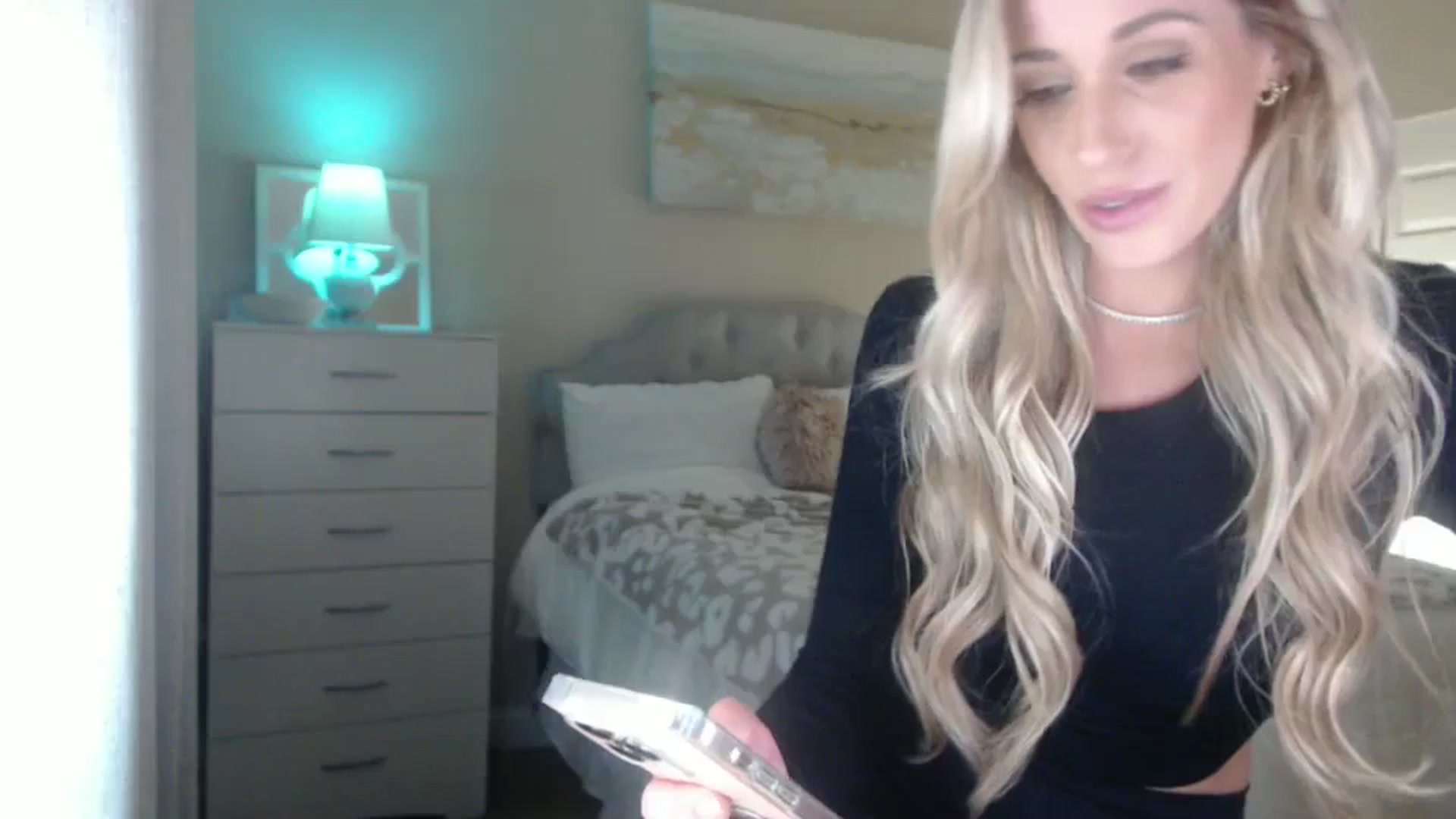 Gallery image thumbnail from Queen_bambii's myfreecams stream on, 11/03/2024, 05:31 image 18 of 20