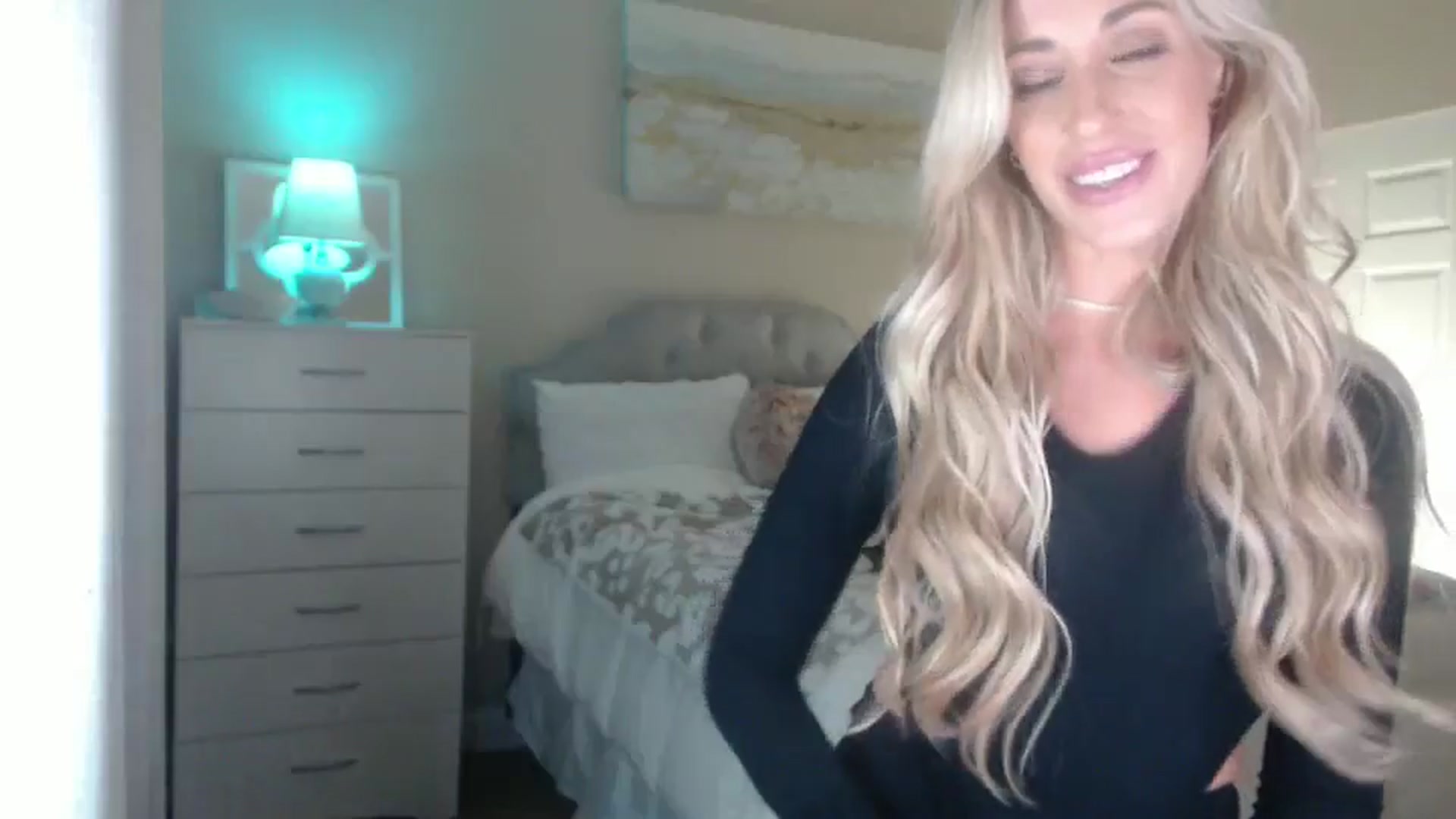 Gallery image thumbnail from Queen_bambii's myfreecams stream on, 11/03/2024, 05:31 image 13 of 20