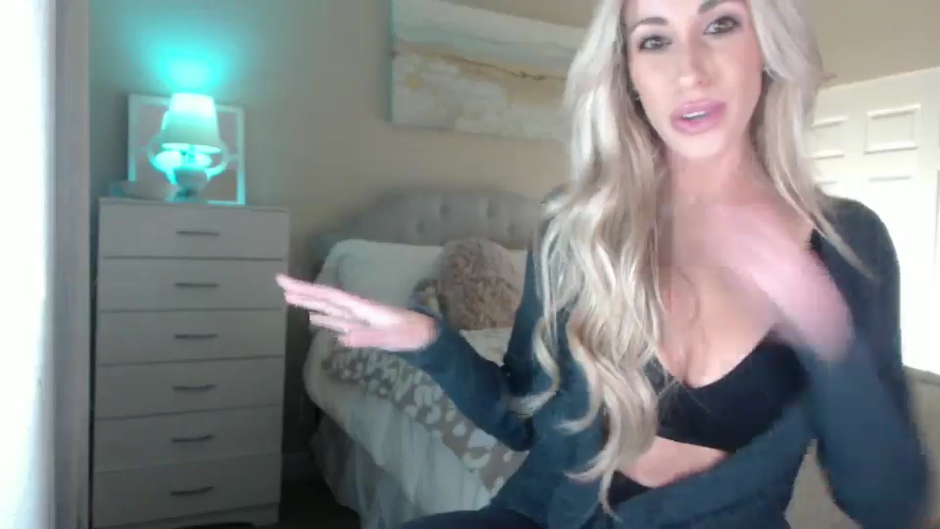 Gallery image thumbnail from Queen_bambii's myfreecams stream on, 11/08/2024, 07:34 image 5 of 20