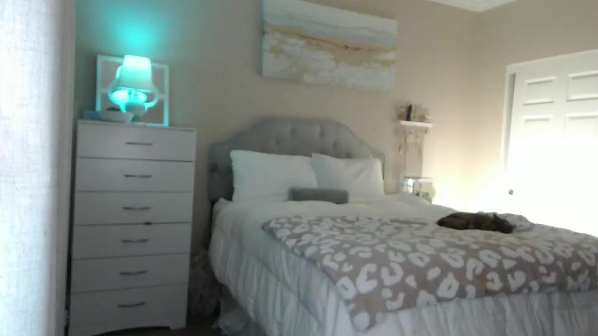 Gallery image thumbnail from Queen_bambii's myfreecams stream on, 11/16/2024, 09:13 image 6 of 20