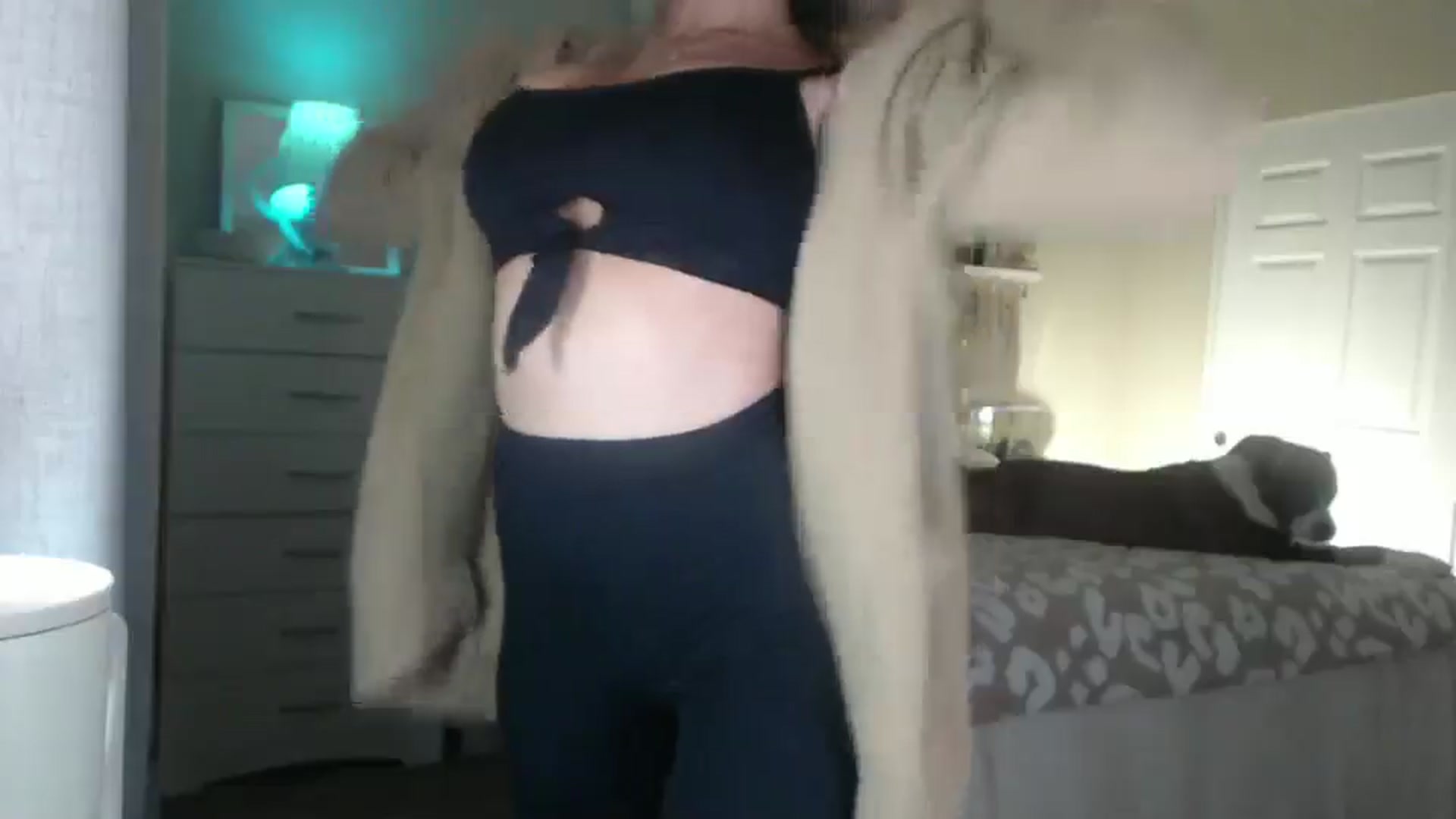Gallery image thumbnail from Queen_bambii's myfreecams stream on, 11/22/2024, 07:16 image 6 of 20