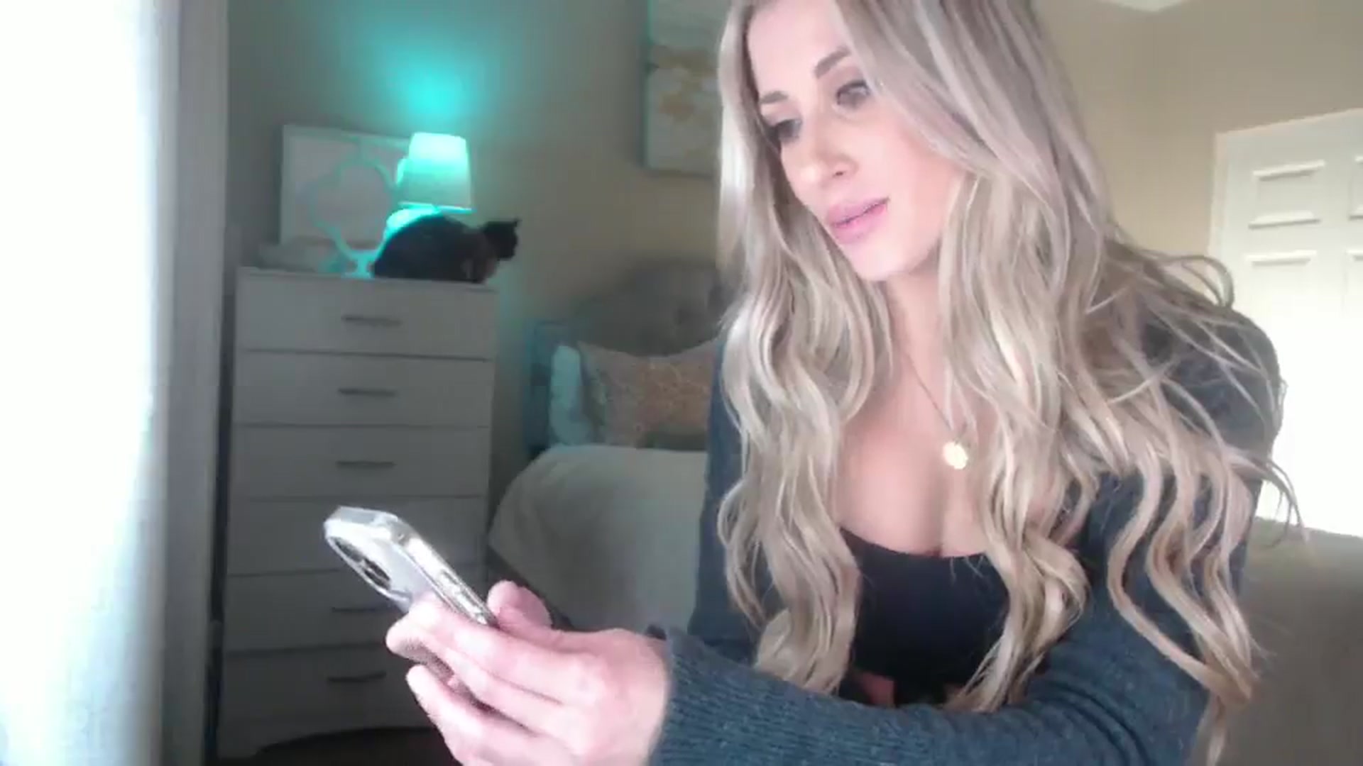 Gallery image thumbnail from Queen_bambii's myfreecams stream on, 11/30/2024, 08:50 image 20 of 20