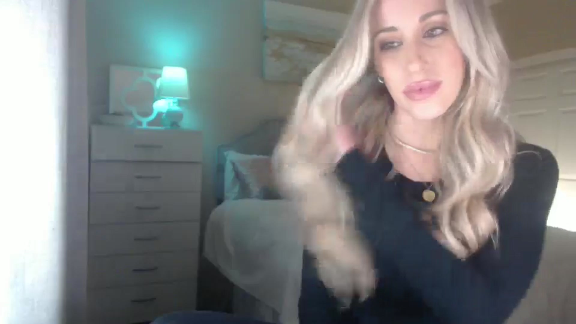 Gallery image thumbnail from Queen_bambii's myfreecams stream on, 12/02/2024, 05:53 image 5 of 20