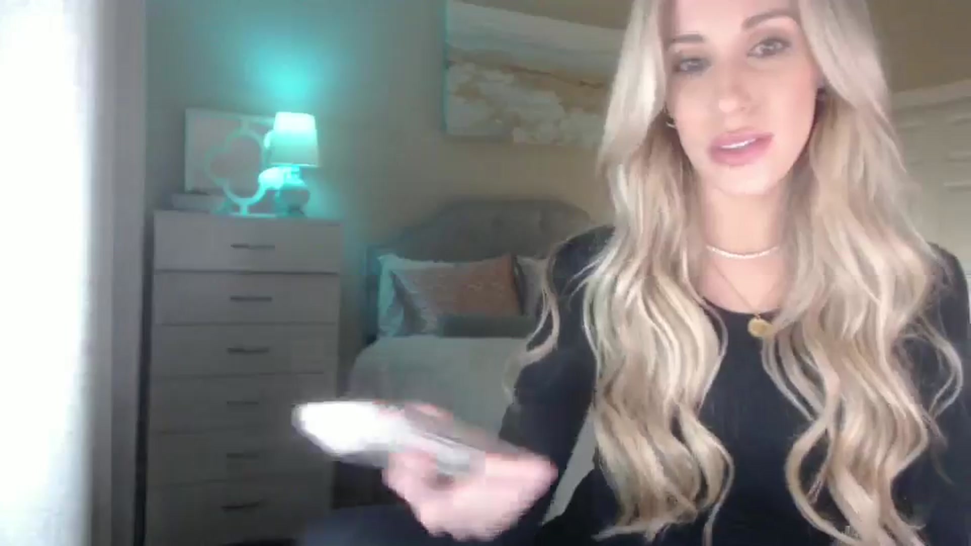 Gallery image thumbnail from Queen_bambii's myfreecams stream on, 12/02/2024, 05:53 image 19 of 20