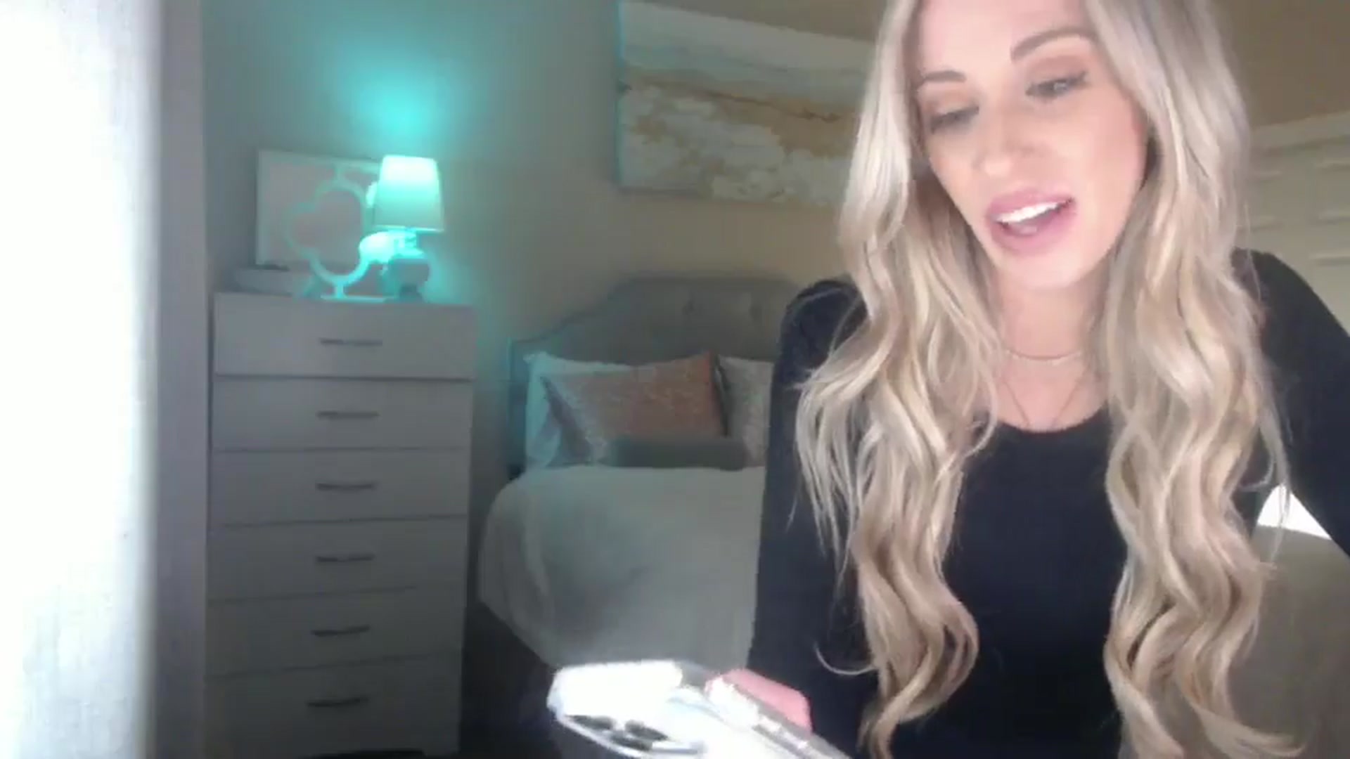 Gallery image thumbnail from Queen_bambii's myfreecams stream on, 12/02/2024, 05:53 image 3 of 20