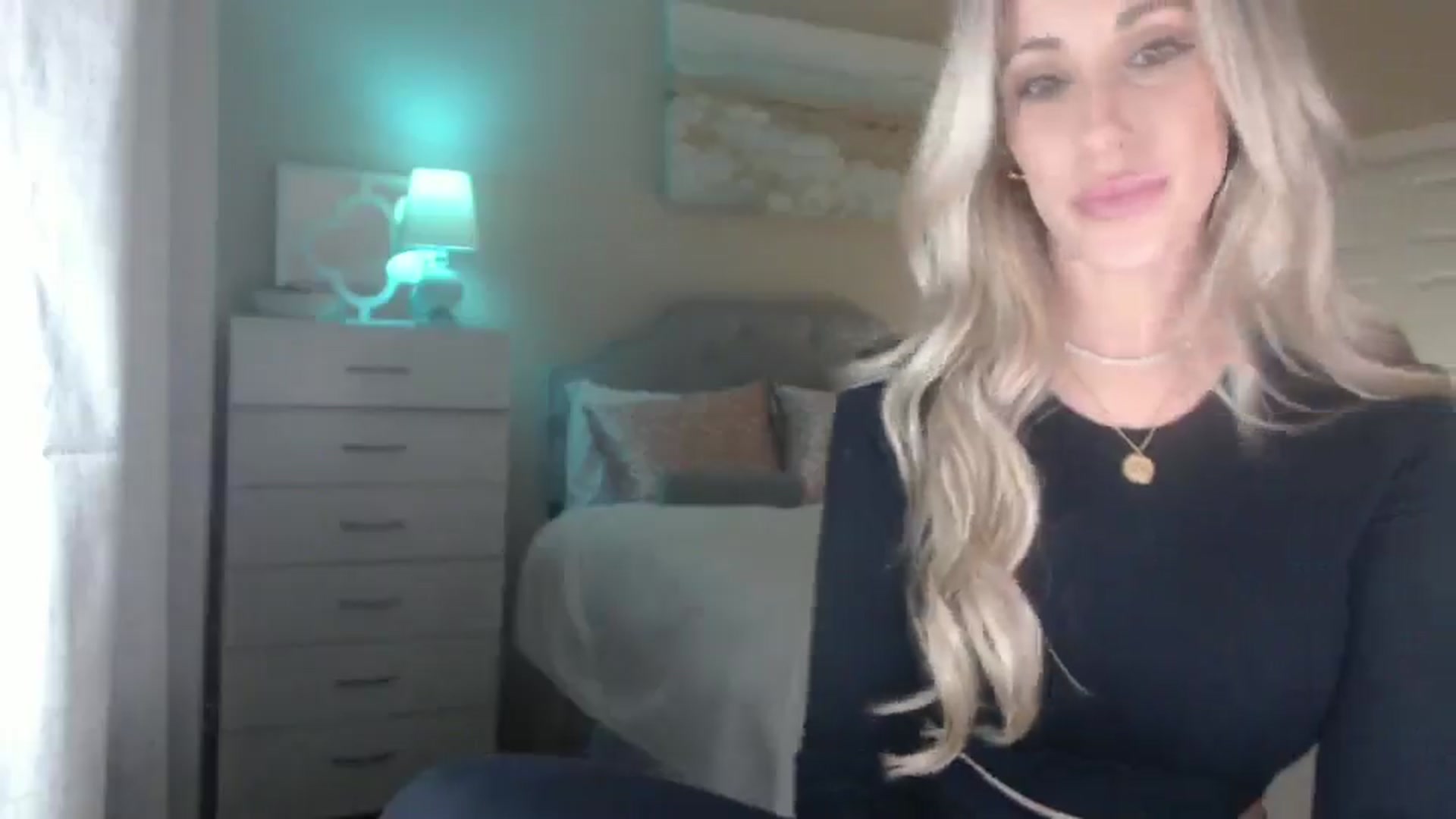 Gallery image thumbnail from Queen_bambii's myfreecams stream on, 12/02/2024, 05:53 image 7 of 20
