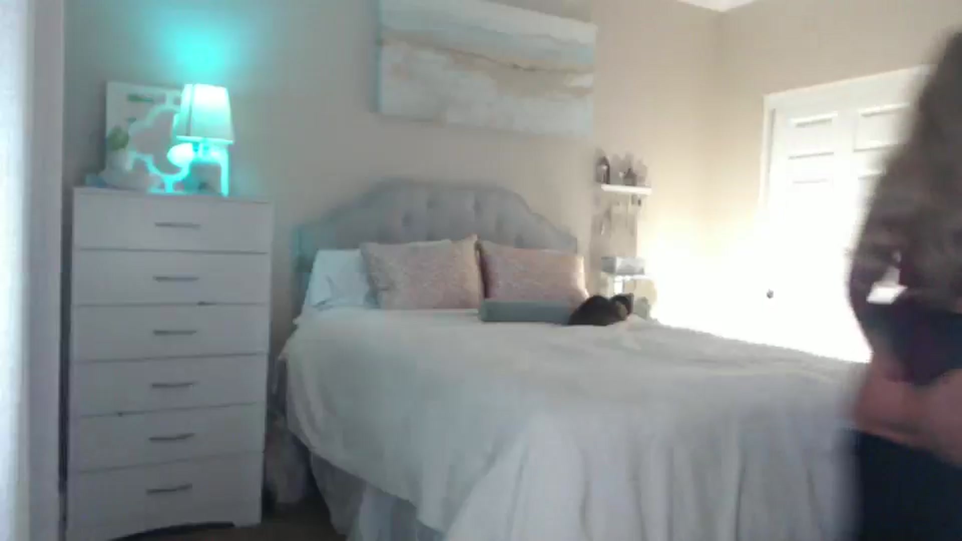 Gallery image thumbnail from Queen_bambii's myfreecams stream on, 12/20/2024, 05:17 image 15 of 20