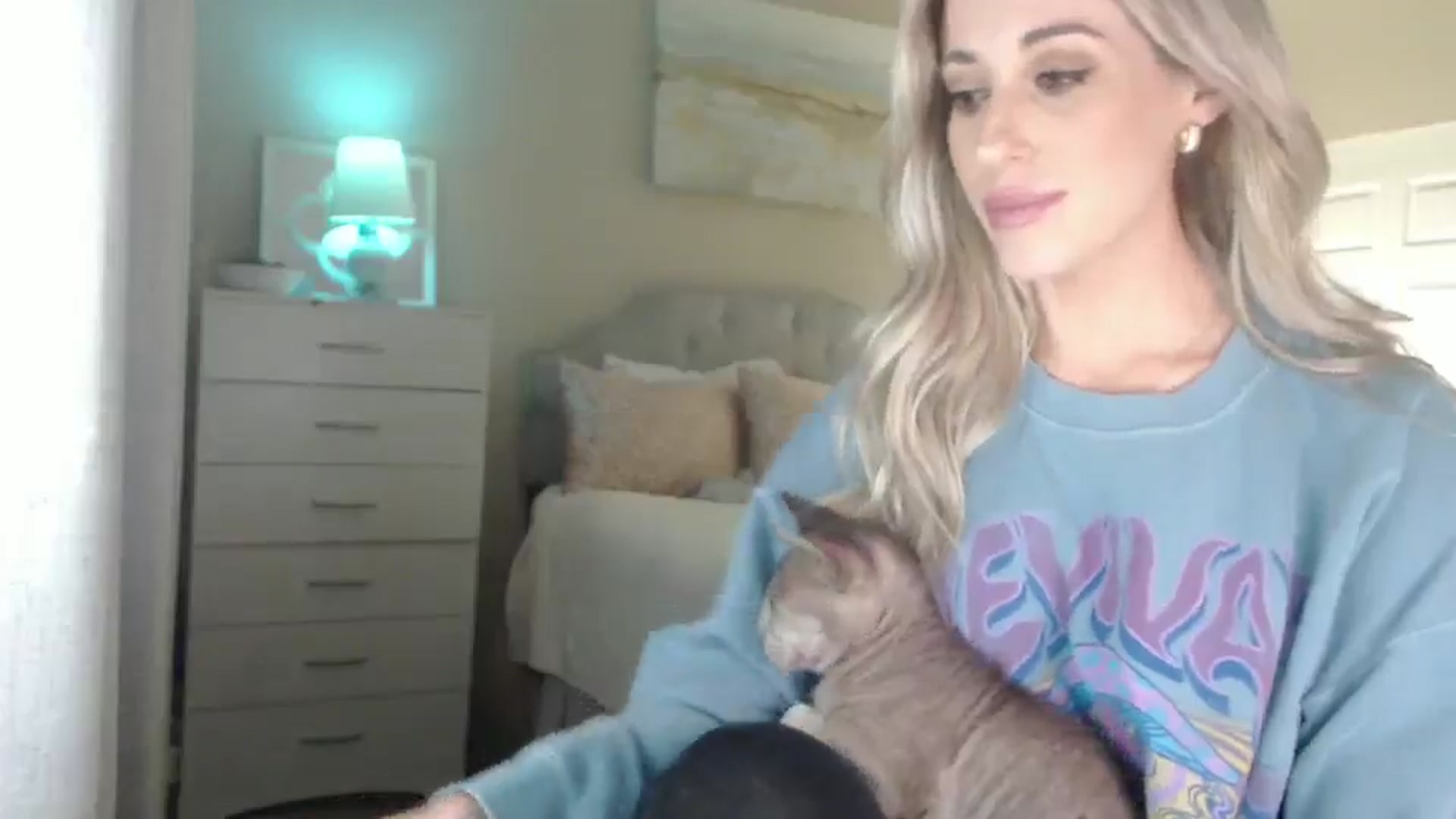 Gallery image thumbnail from Queen_bambii's myfreecams stream on, 01/14/2025, 07:43 image 20 of 20