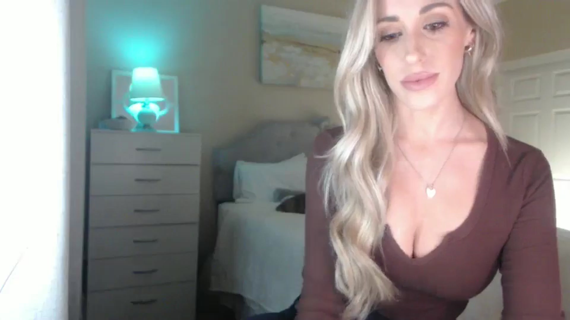 Gallery image thumbnail from Queen_bambii's myfreecams stream on, 01/30/2025, 05:30 image 2 of 20