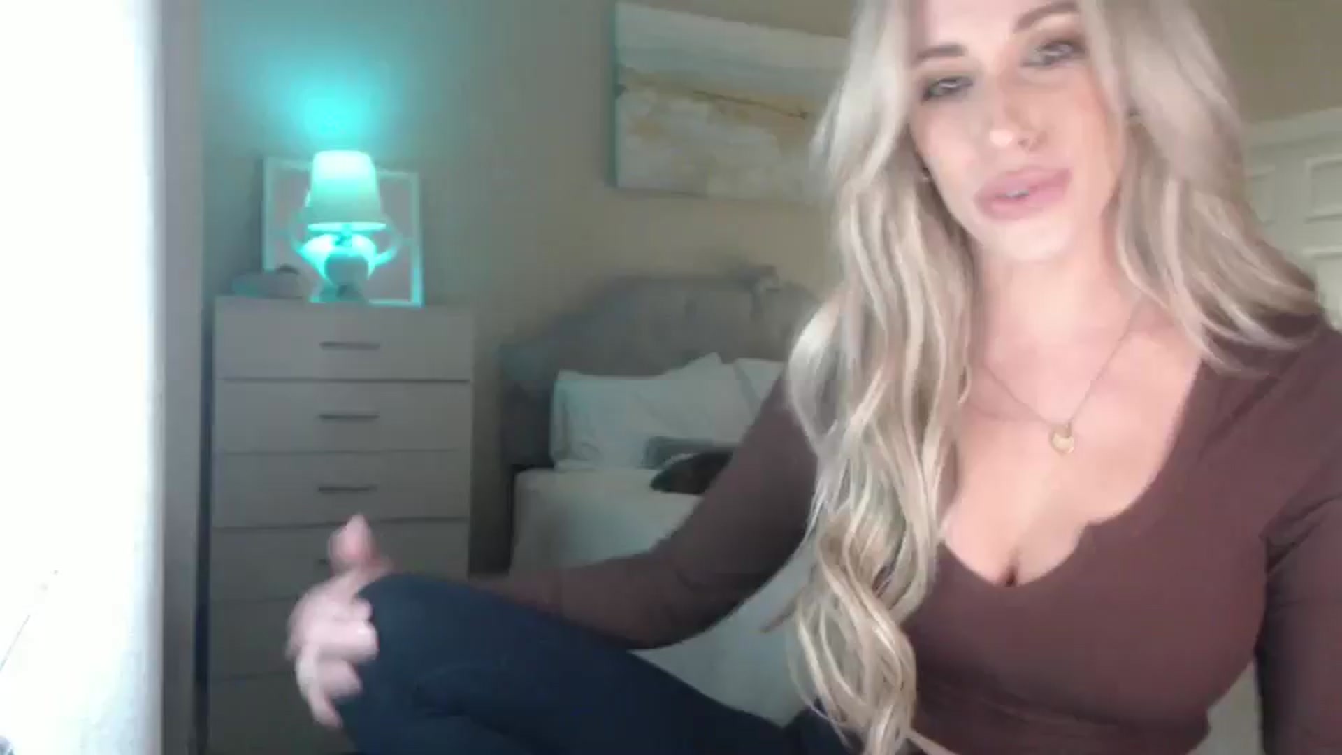 Gallery image thumbnail from Queen_bambii's myfreecams stream on, 01/30/2025, 05:30 image 6 of 20