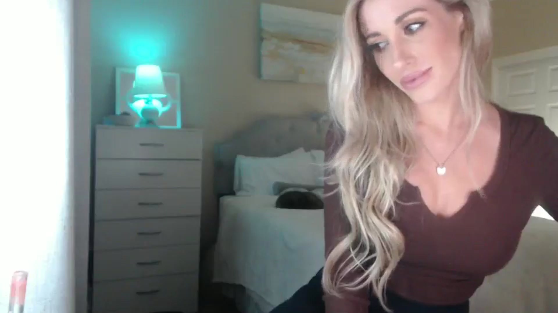 Gallery image thumbnail from Queen_bambii's myfreecams stream on, 01/30/2025, 07:37 image 11 of 20