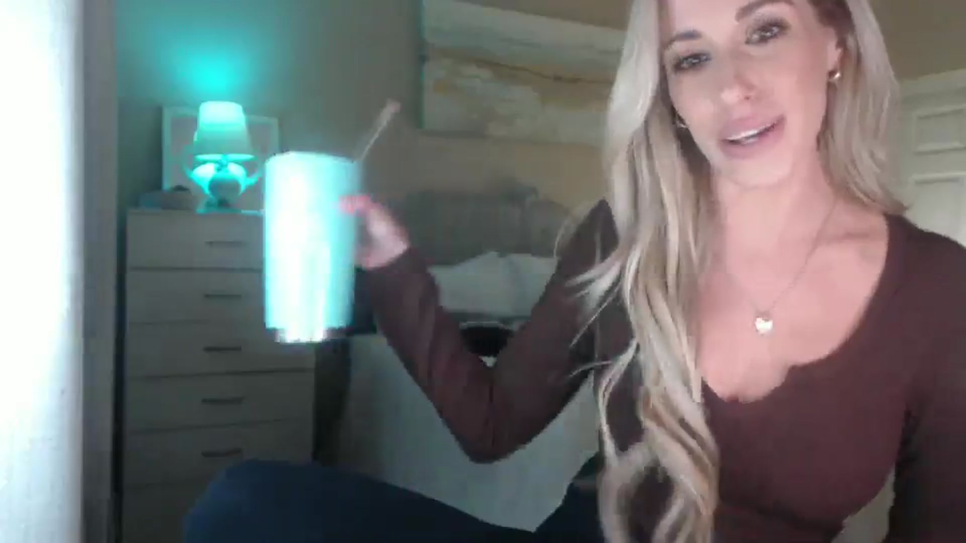 Gallery image thumbnail from Queen_bambii's myfreecams stream on, 01/30/2025, 07:37 image 15 of 20