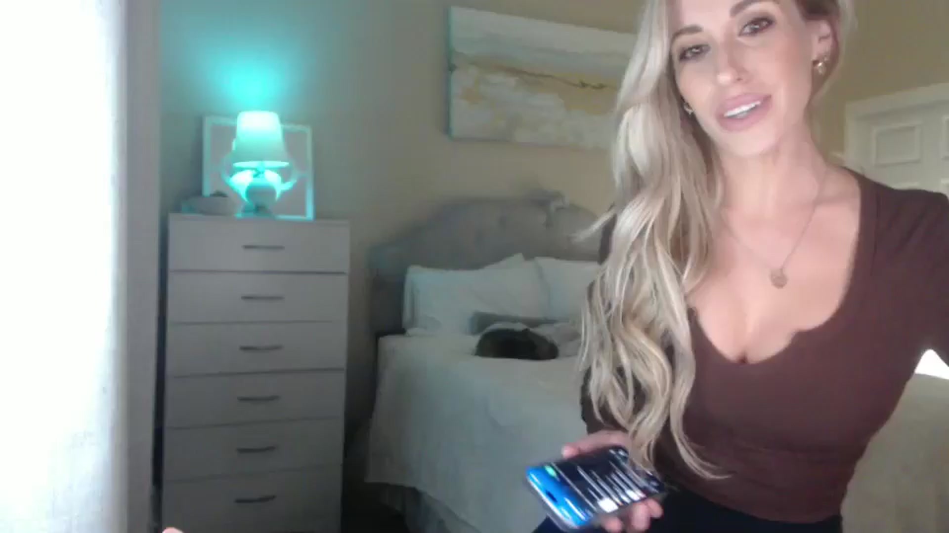 Gallery image thumbnail from Queen_bambii's myfreecams stream on, 01/30/2025, 07:37 image 17 of 20