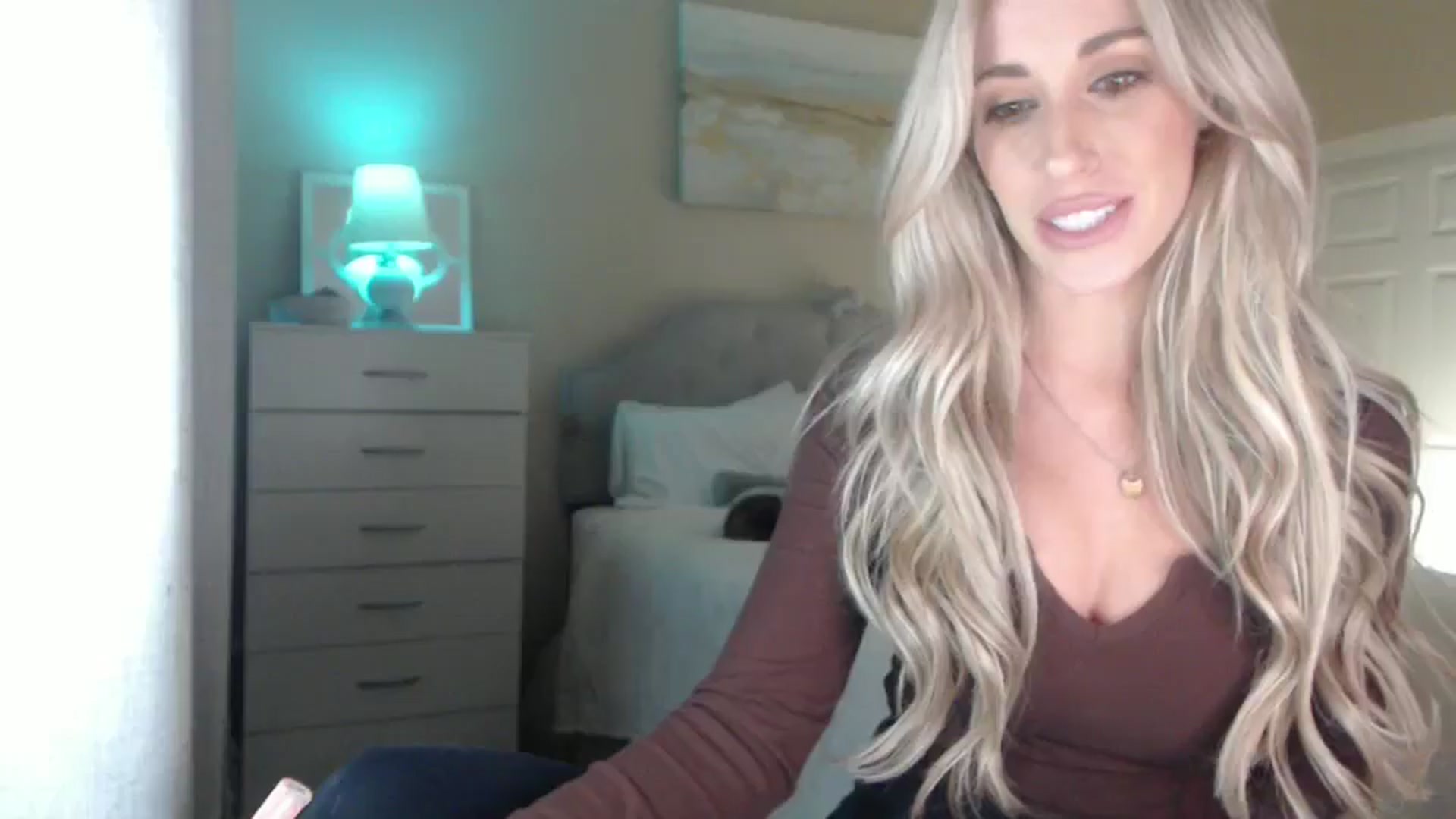 Gallery image thumbnail from Queen_bambii's myfreecams stream on, 01/30/2025, 07:37 image 14 of 20