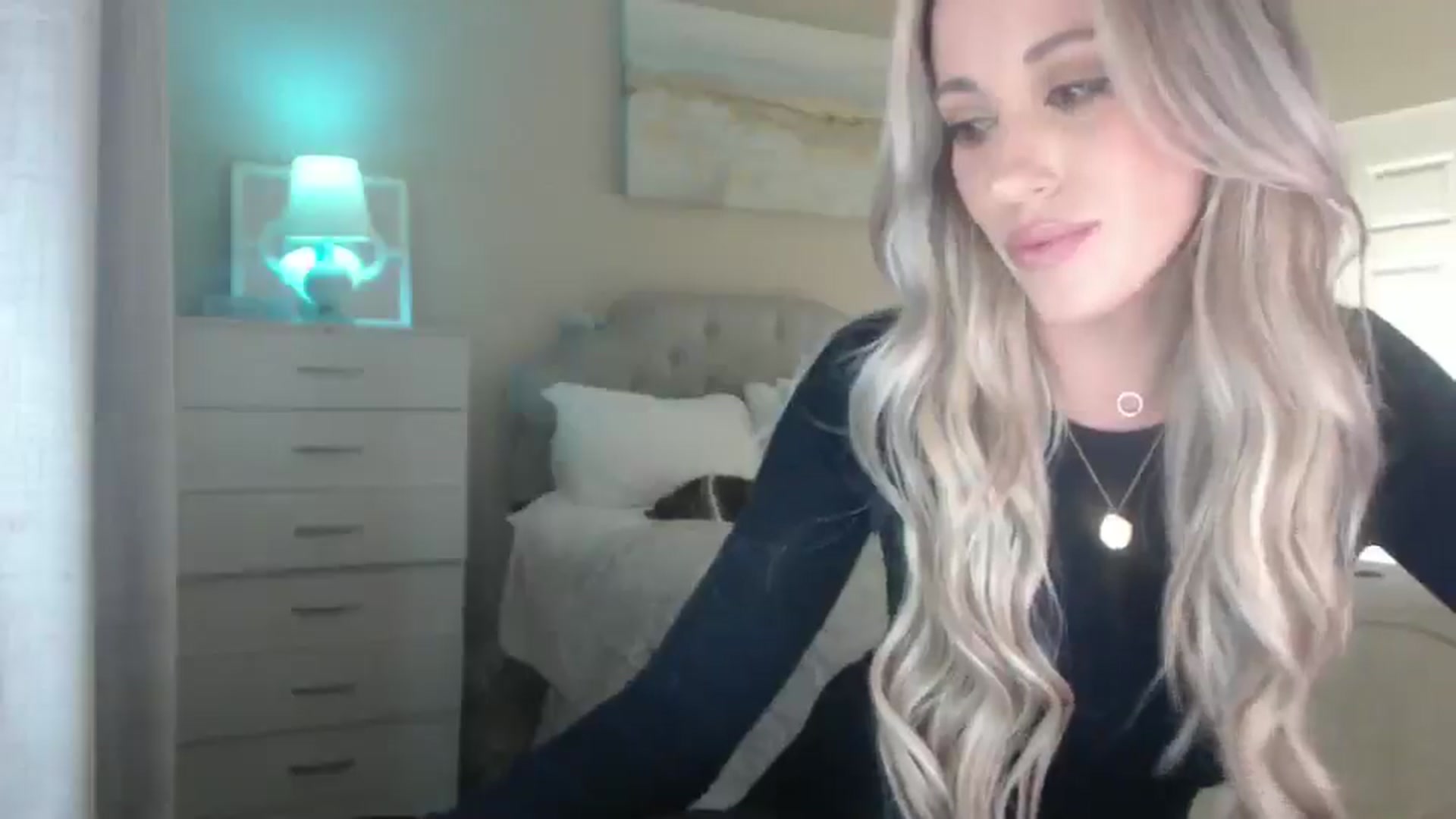 Gallery image thumbnail from Queen_bambii's myfreecams stream on, 02/23/2025, 04:43 image 12 of 20
