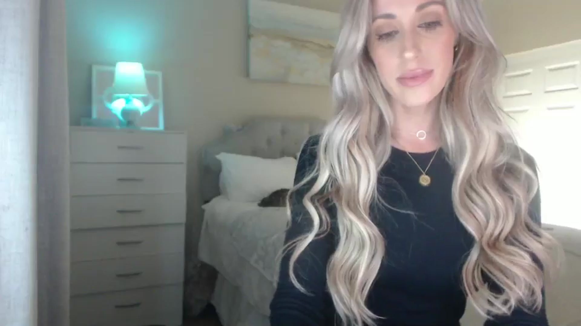 Gallery image thumbnail from Queen_bambii's myfreecams stream on, 02/23/2025, 04:43 image 9 of 20