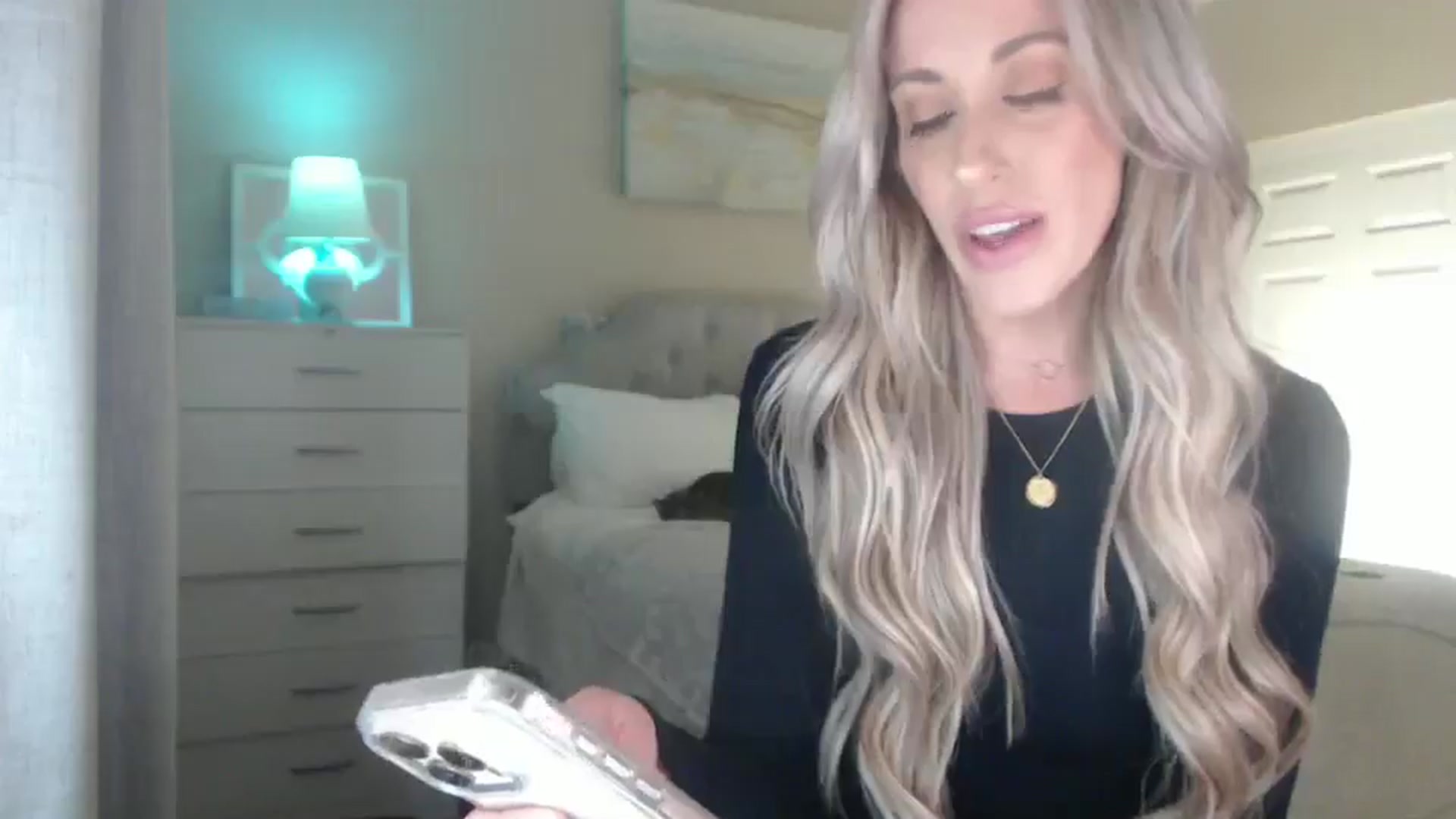 Gallery image thumbnail from Queen_bambii's myfreecams stream on, 02/23/2025, 04:43 image 4 of 20