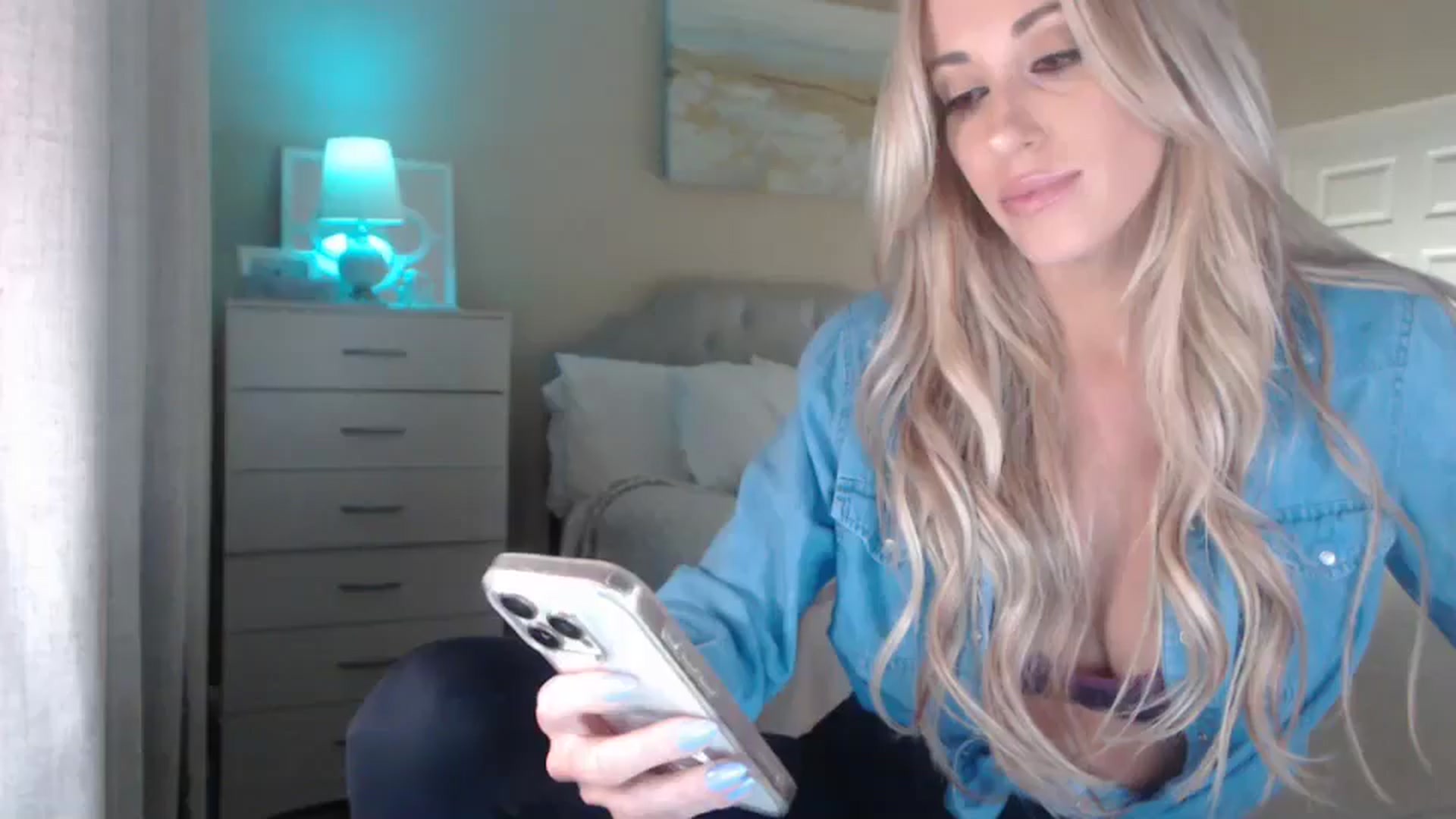 Gallery image thumbnail from Queen_bambii's myfreecams stream on, 05/08/2025, 06:45 image 20 of 20