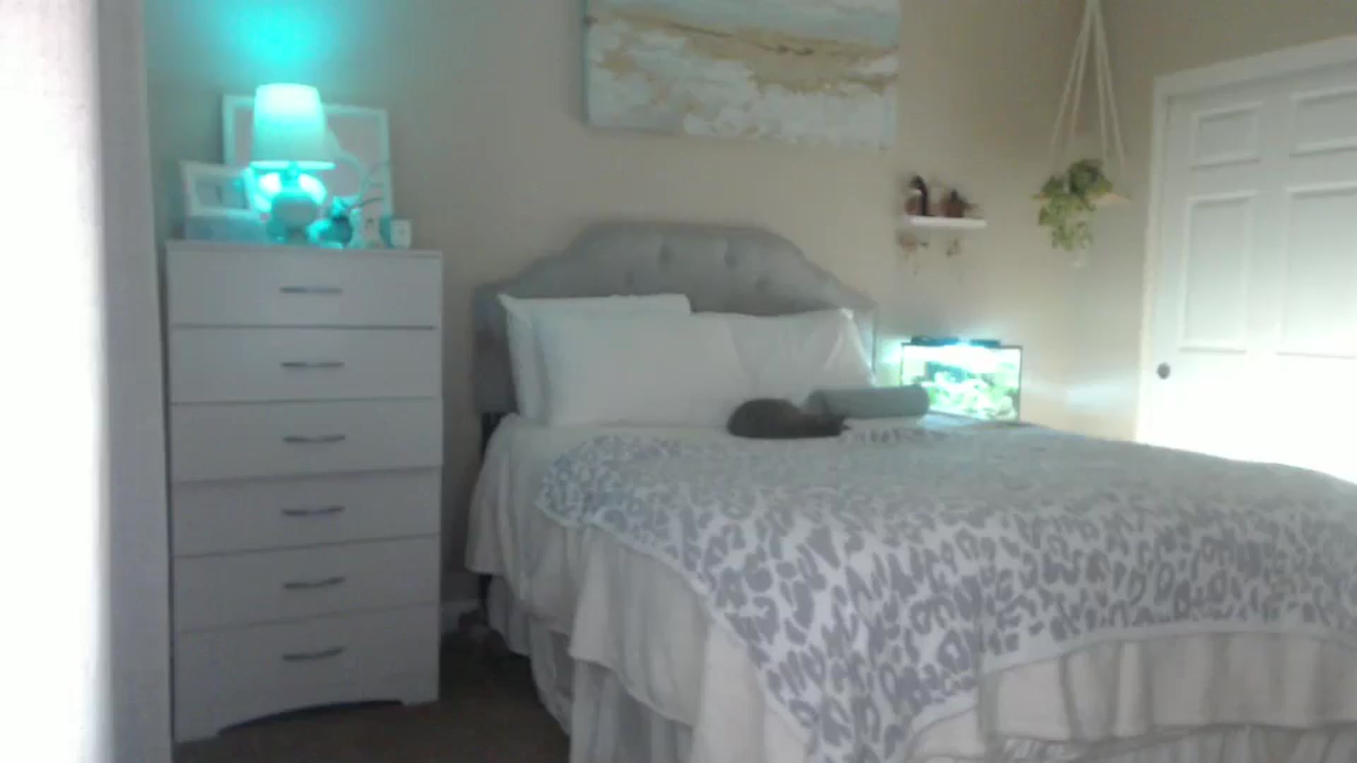 Gallery image thumbnail from Queen_bambii's myfreecams stream on, 06/03/2025, 06:33 image 10 of 20