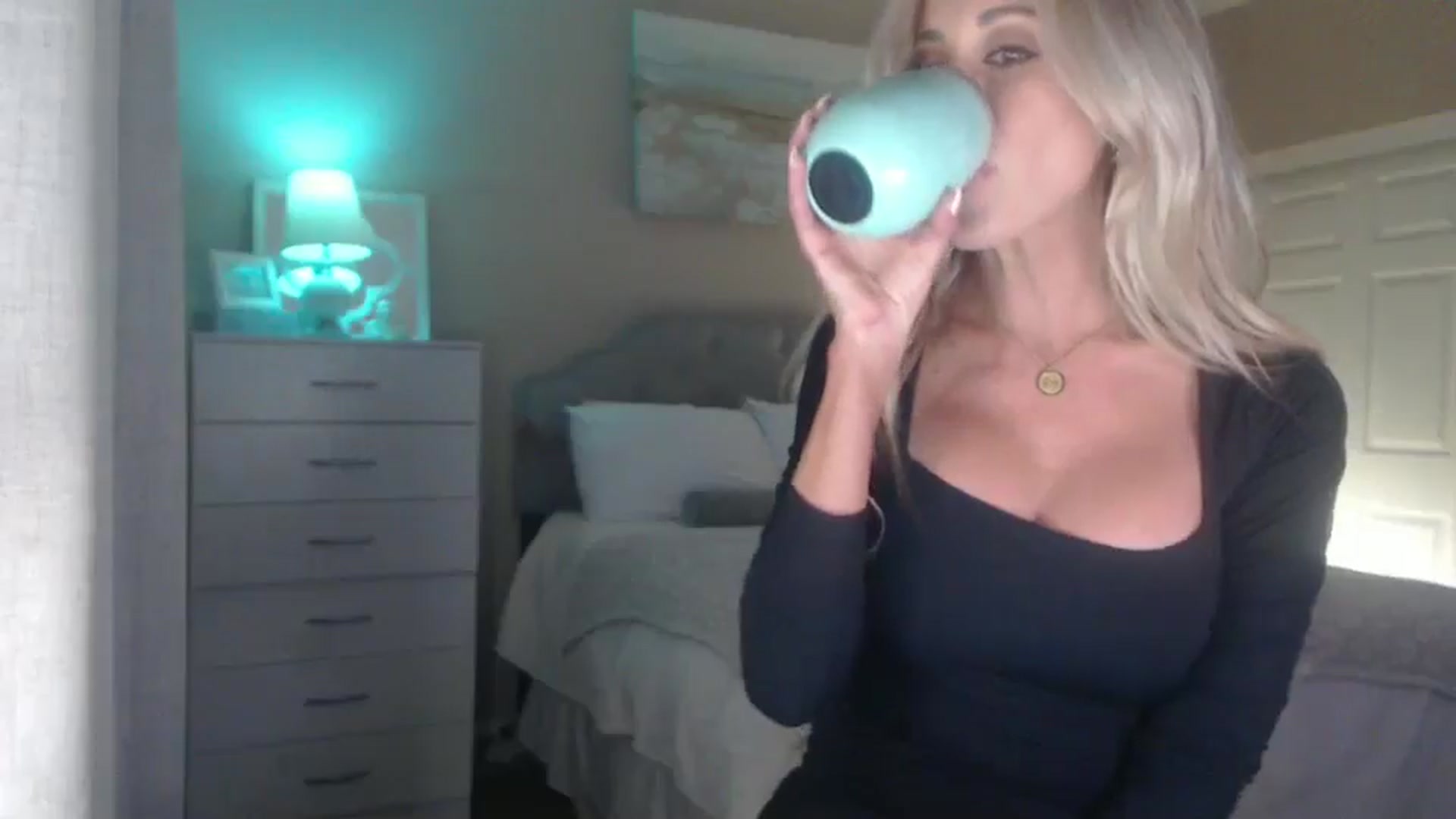 Gallery image thumbnail from Queen_bambii's myfreecams stream on, 07/19/2025, 08:03 image 11 of 20