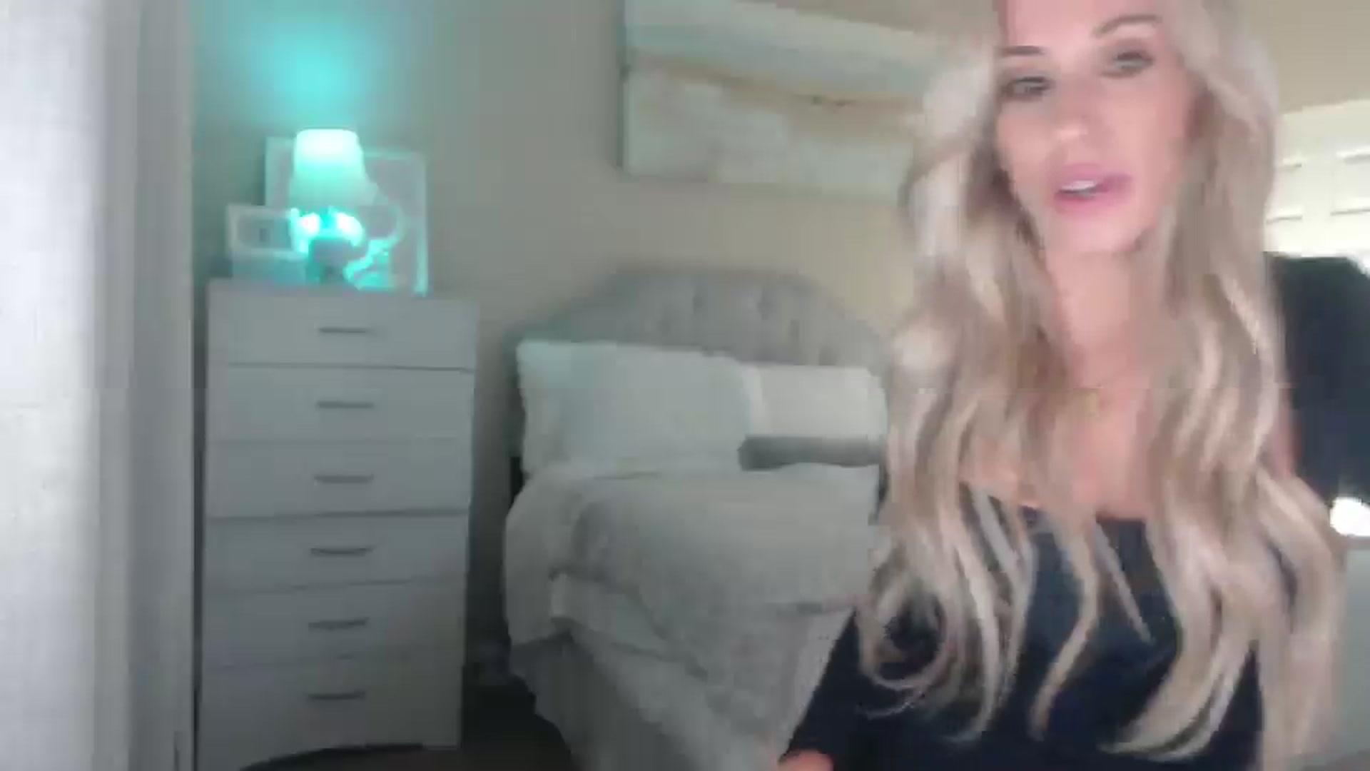 Gallery image thumbnail from Queen_bambii's myfreecams stream on, 07/30/2025, 05:57 image 16 of 20