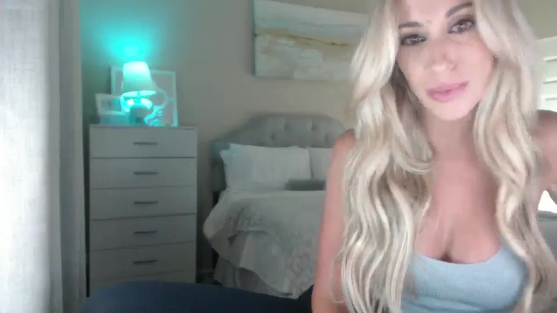 Gallery image thumbnail from Queen_bambii's myfreecams stream on, 08/05/2025, 06:50 image 20 of 20
