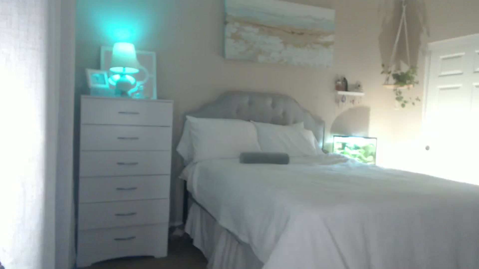 Gallery image thumbnail from Queen_bambii's myfreecams stream on, 08/12/2025, 07:54 image 14 of 20