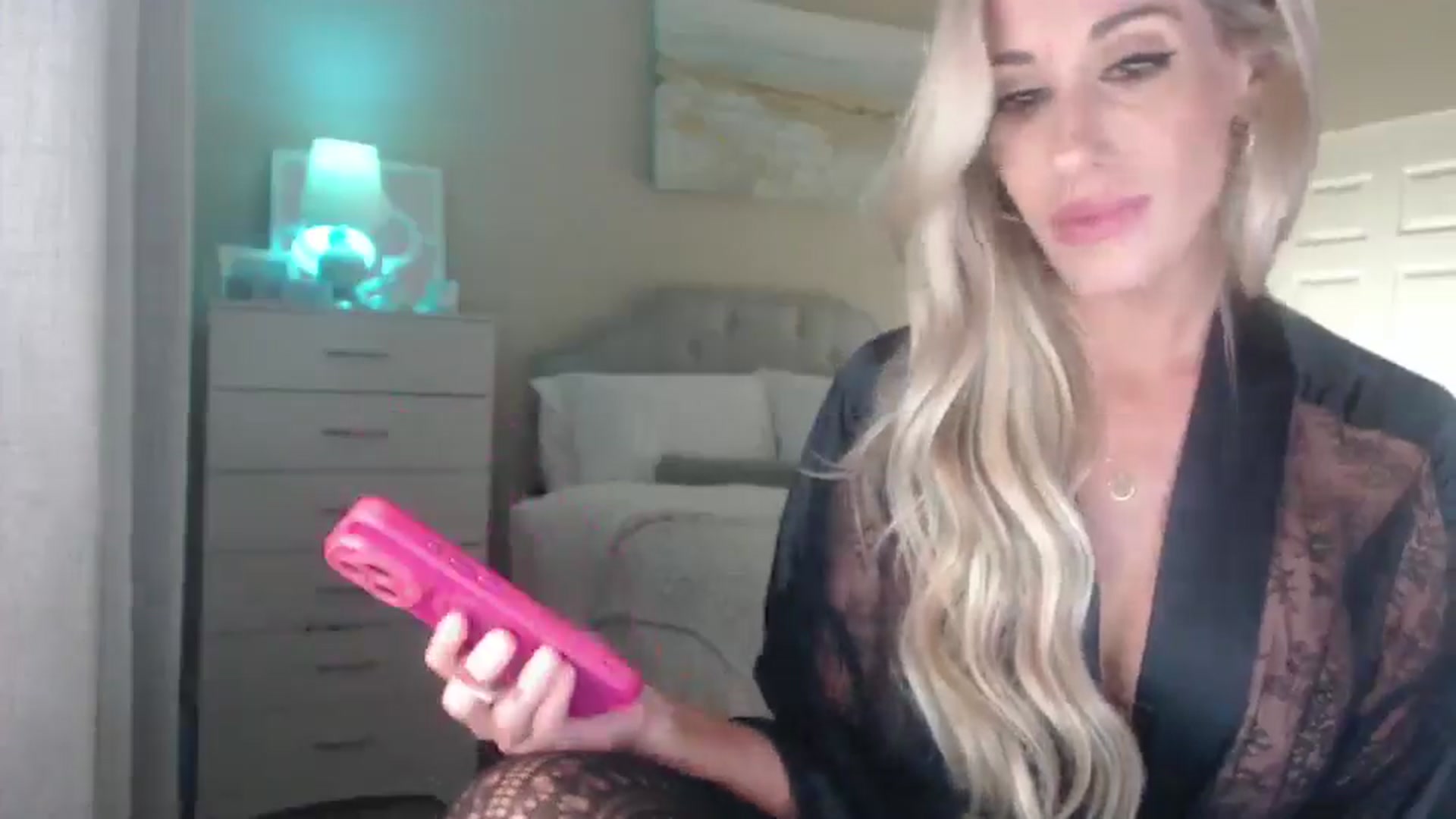 Gallery image thumbnail from Queen_bambii's myfreecams stream on, 08/20/2025, 07:13 image 10 of 20